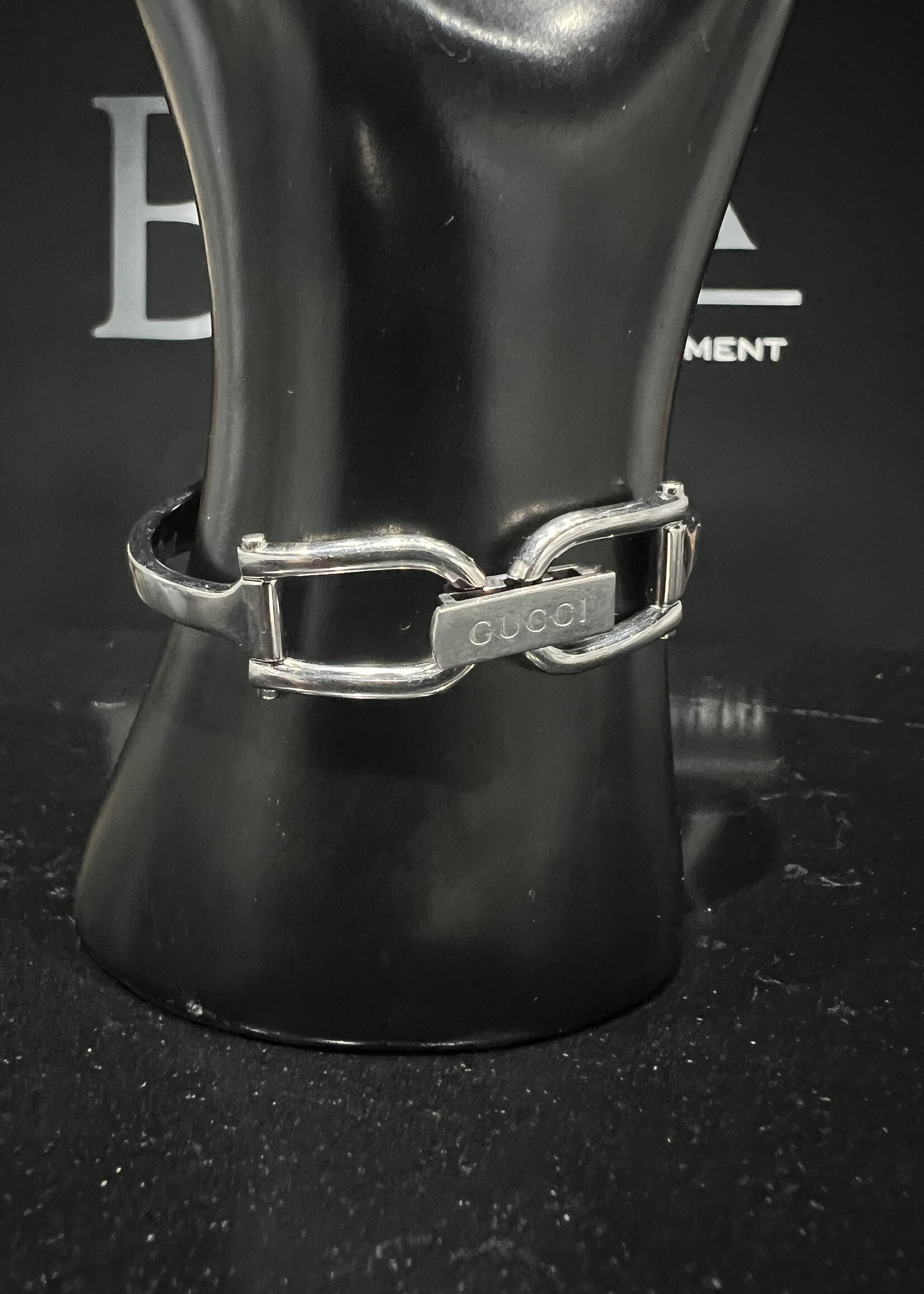 Gucci SOLD - Gucci 1500L Stainless Steel Watch