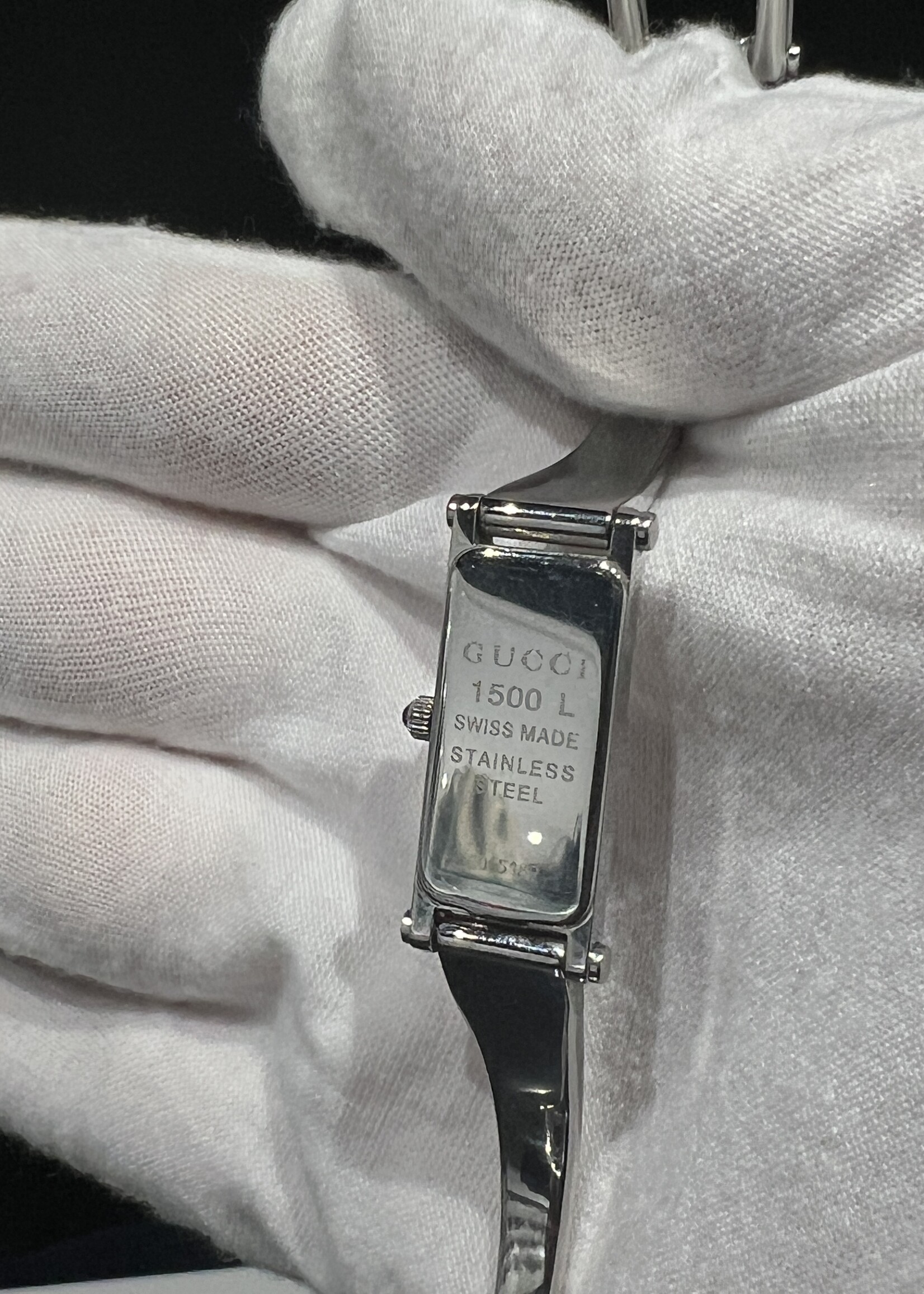 Gucci SOLD - Gucci 1500L Stainless Steel Watch