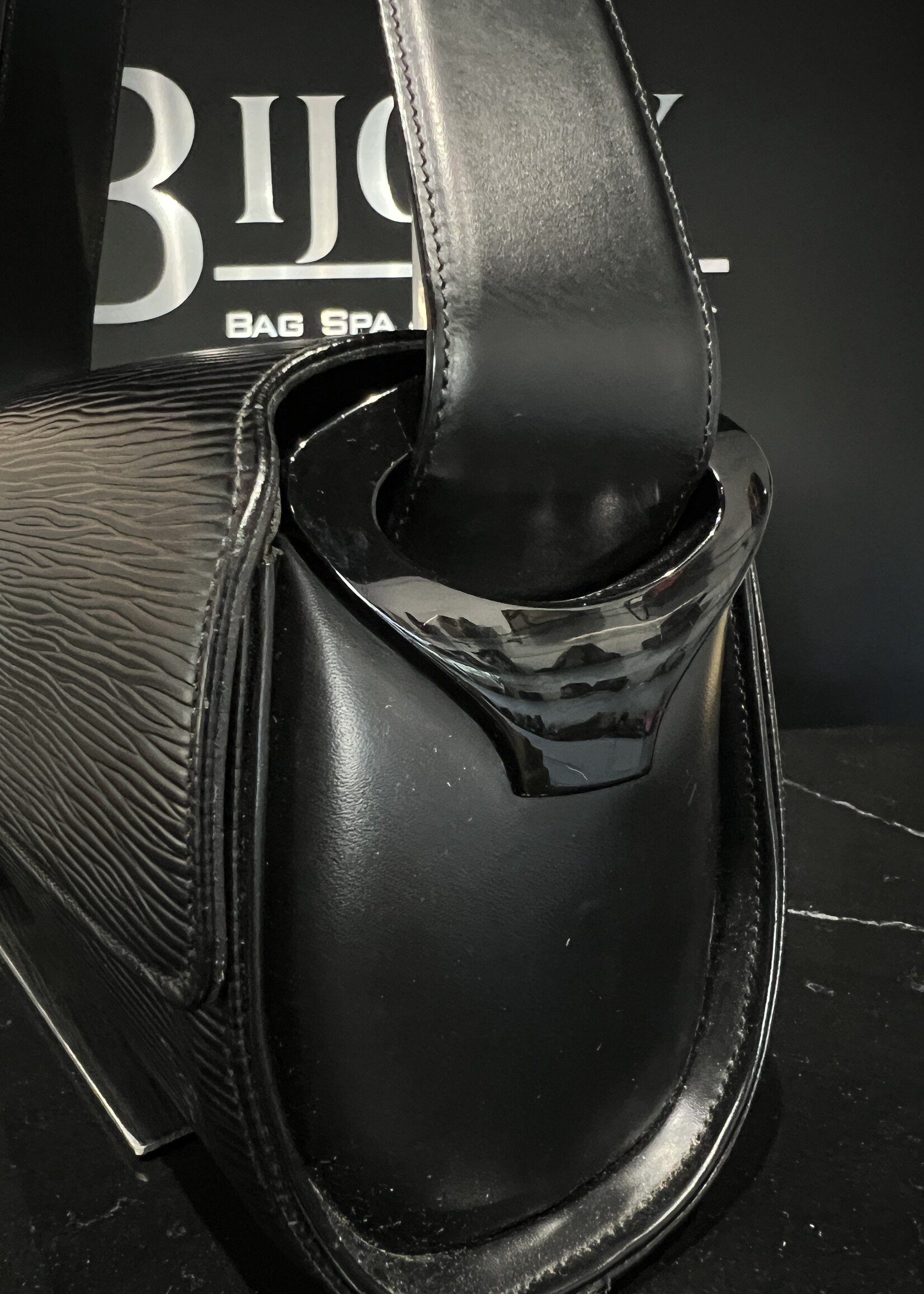 Louis Vuitton SOLD - Louis Vuitton Epi Nocturne PM