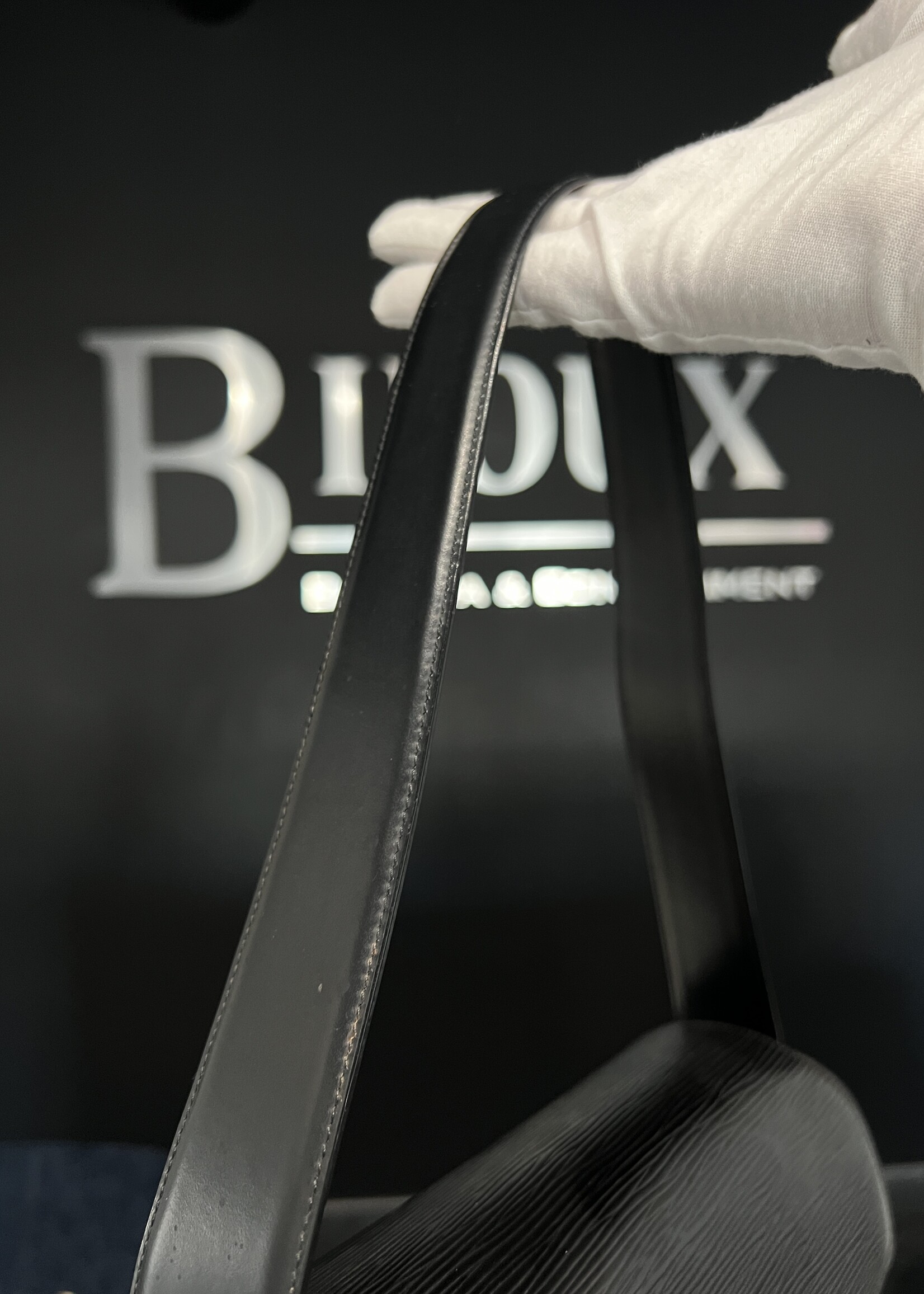 Louis Vuitton SOLD - Louis Vuitton Epi Nocturne PM