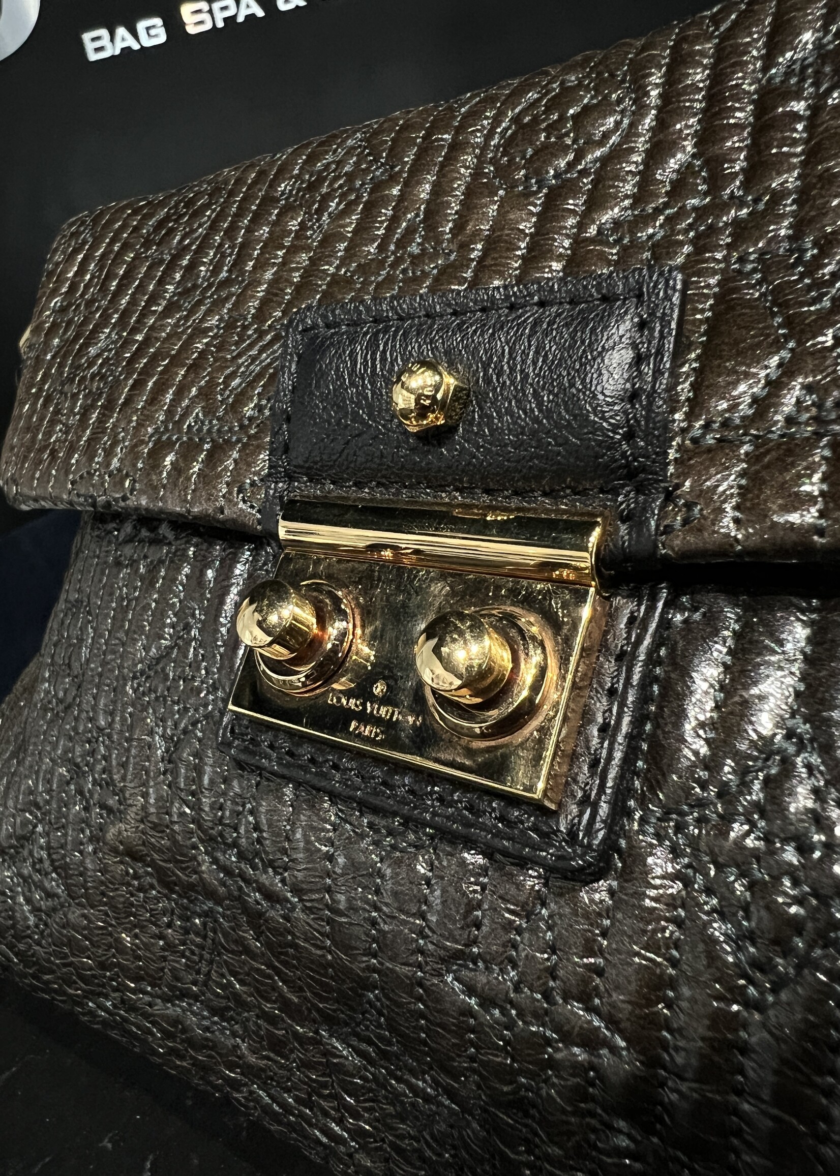 Louis Vuitton SOLD - Louis Vuitton Motard Pochette