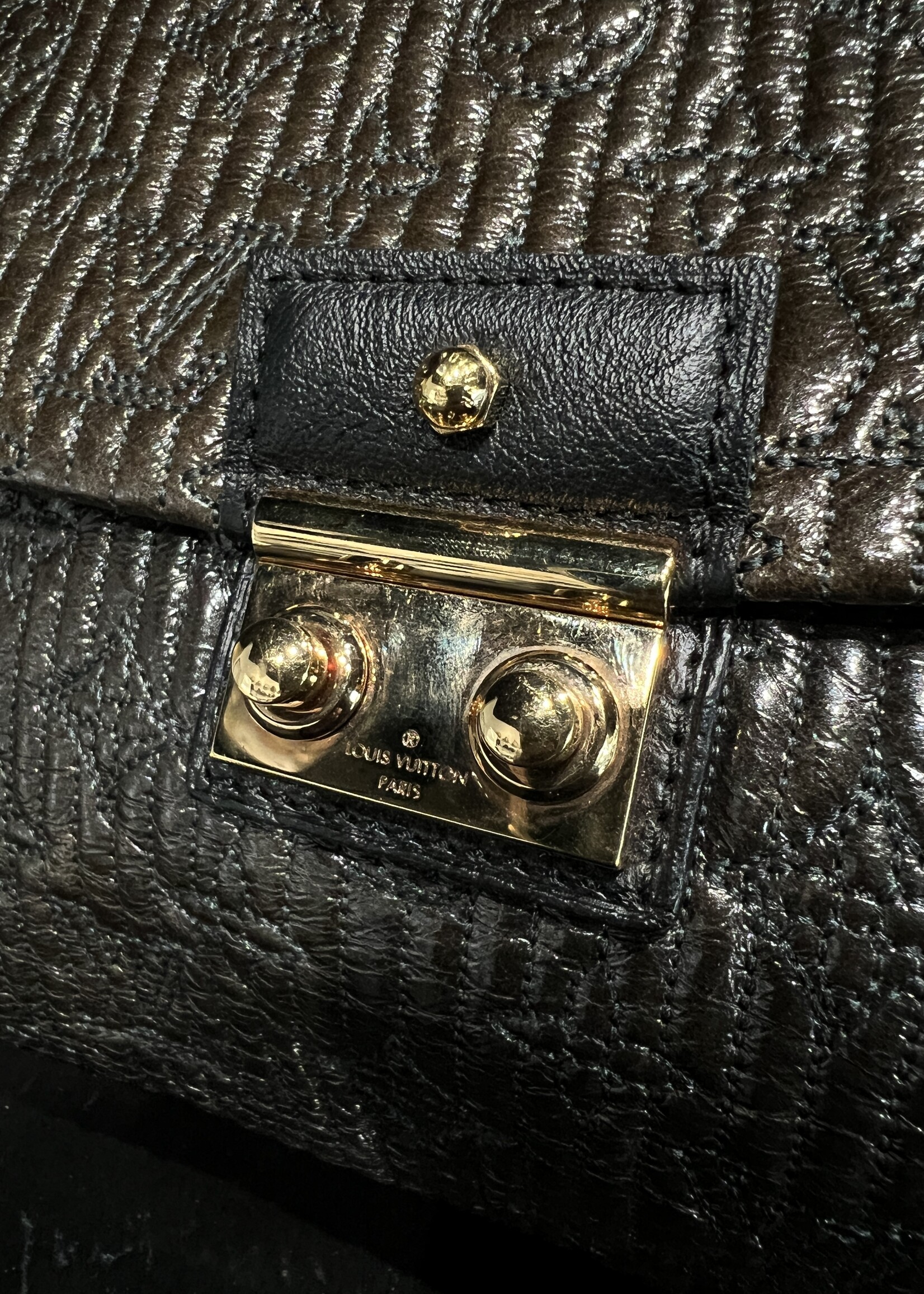 Louis Vuitton SOLD - Louis Vuitton Motard Pochette