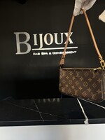 Louis Vuitton SOLD - Louis Vuitton Pochette Accessoires