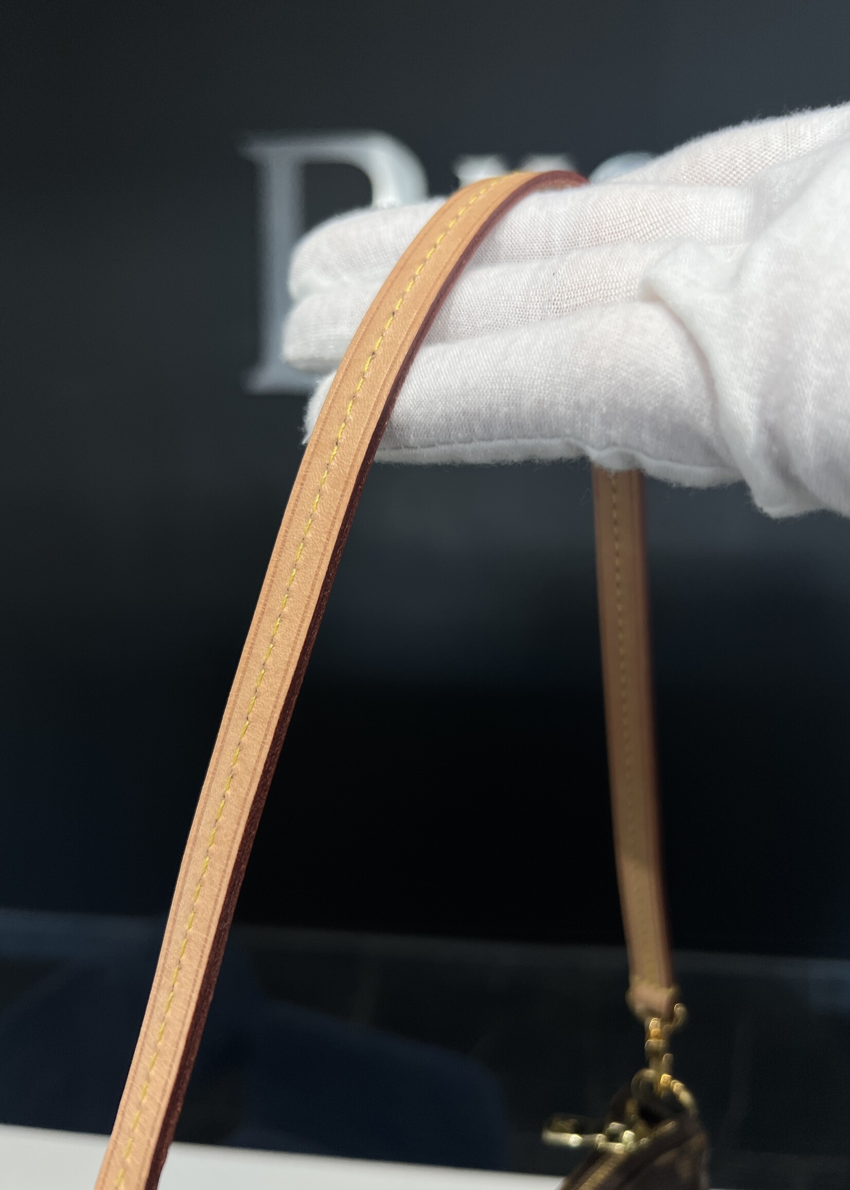 Louis Vuitton SOLD - Louis Vuitton Pochette Accessoires