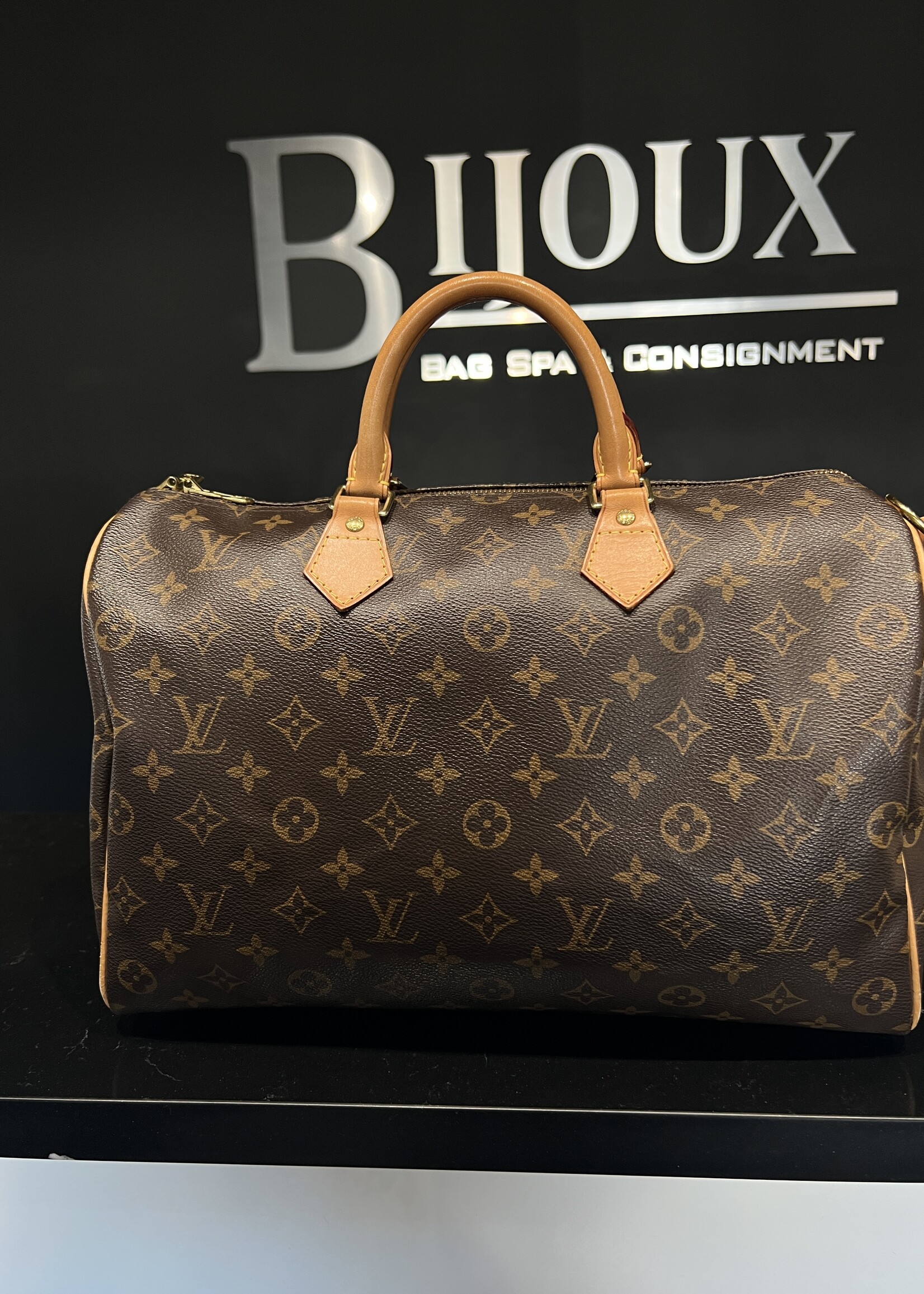 Louis Vuitton SOLD - Louis Vuitton Speedy 35 Bandouliere