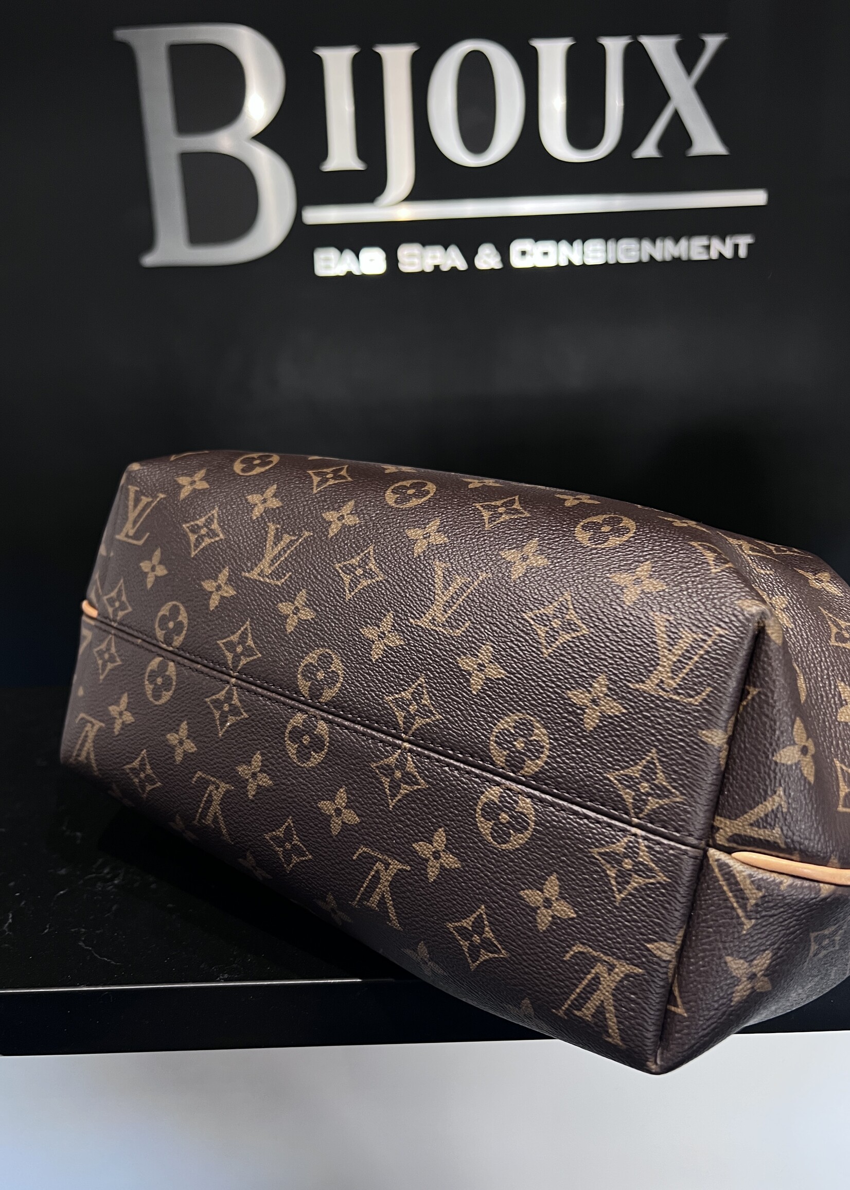 Louis Vuitton SOLD - Louis Vuitton Turene MM