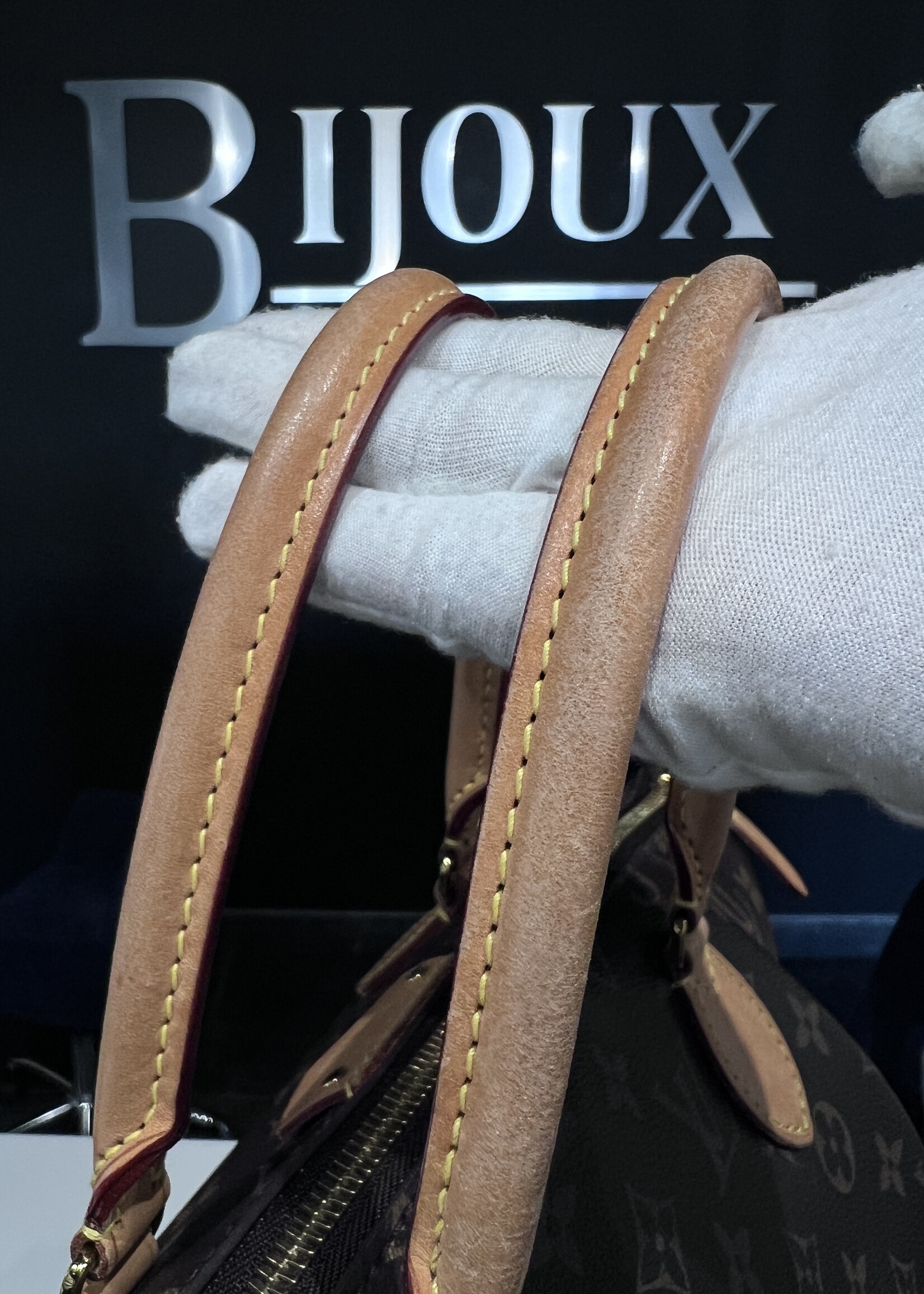 Louis Vuitton SOLD - Louis Vuitton Turene MM