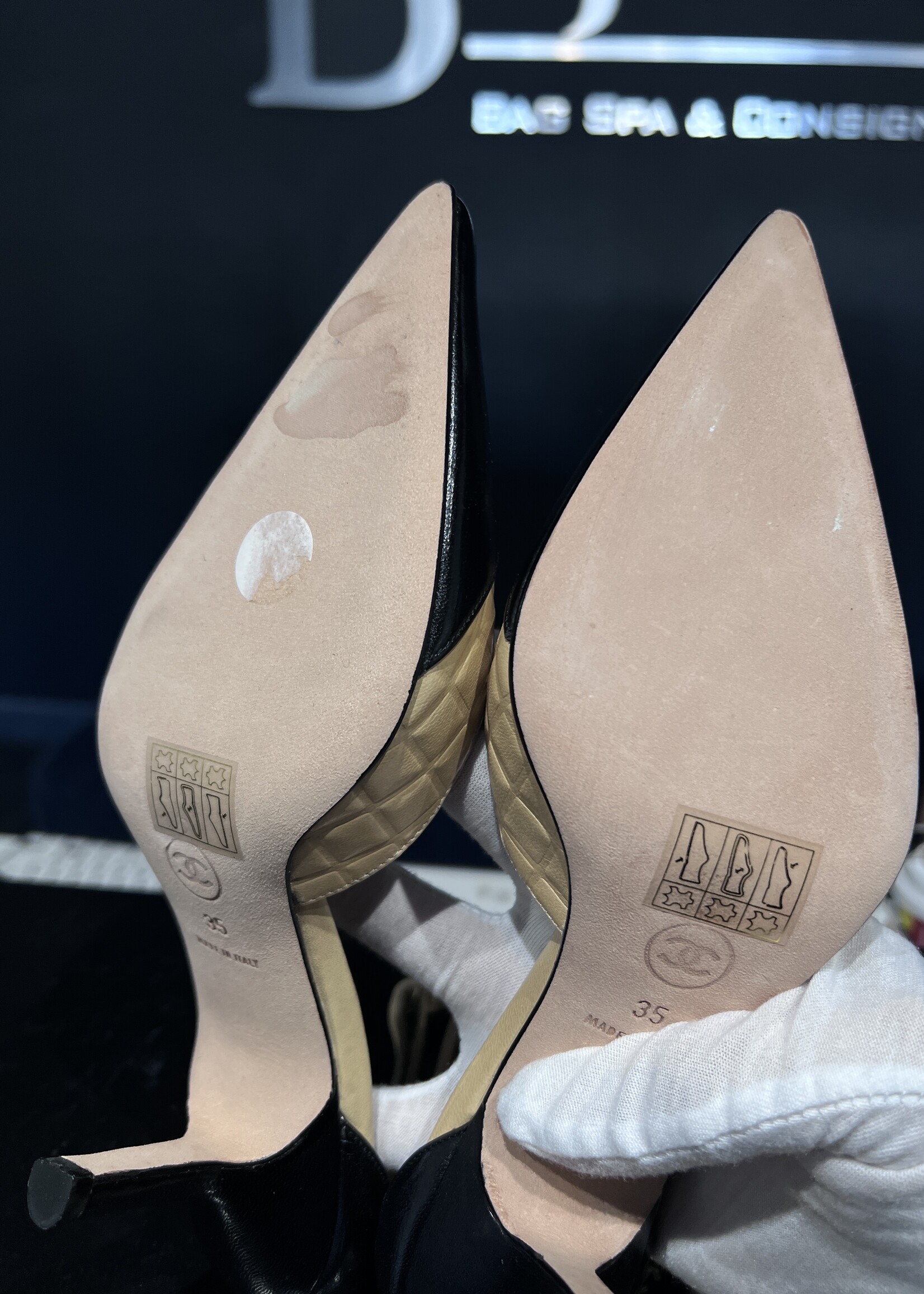 Chanel SOLD - Chanel Pearl Heels 35