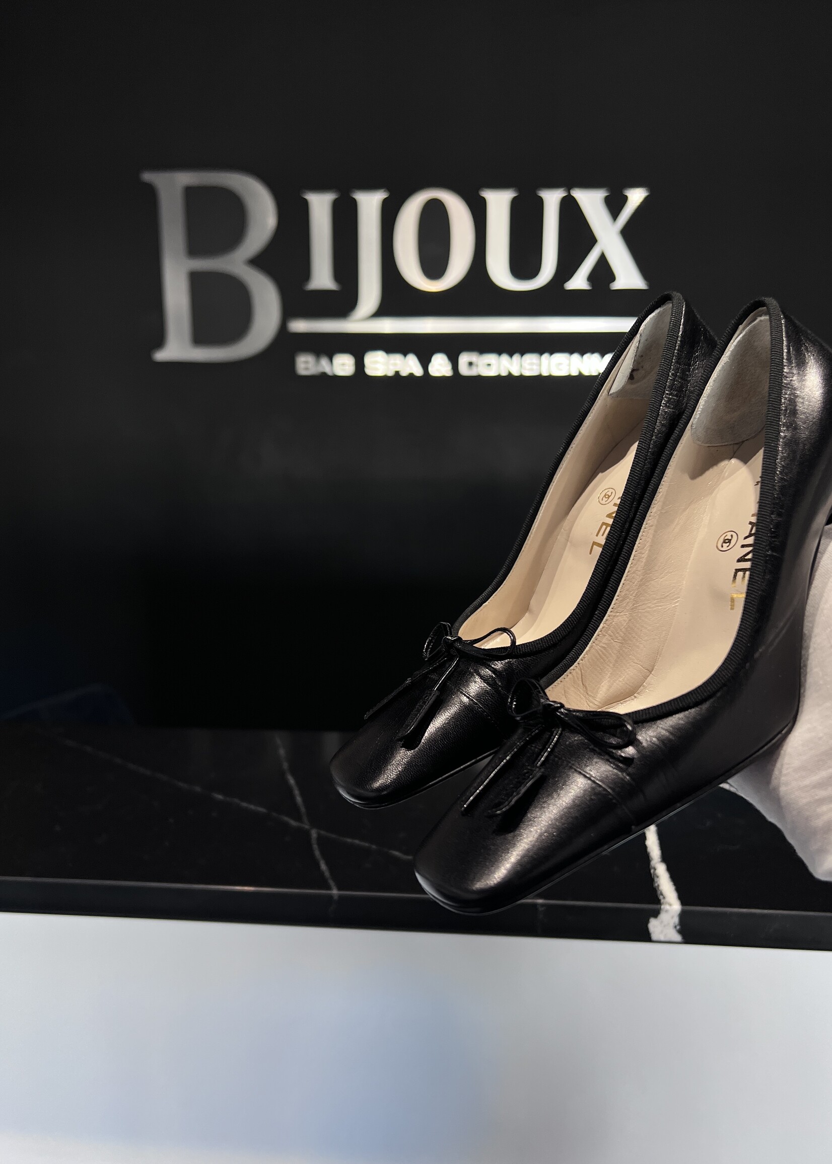 Chanel SOLD - Chanel Black Bow Pumps 35.5