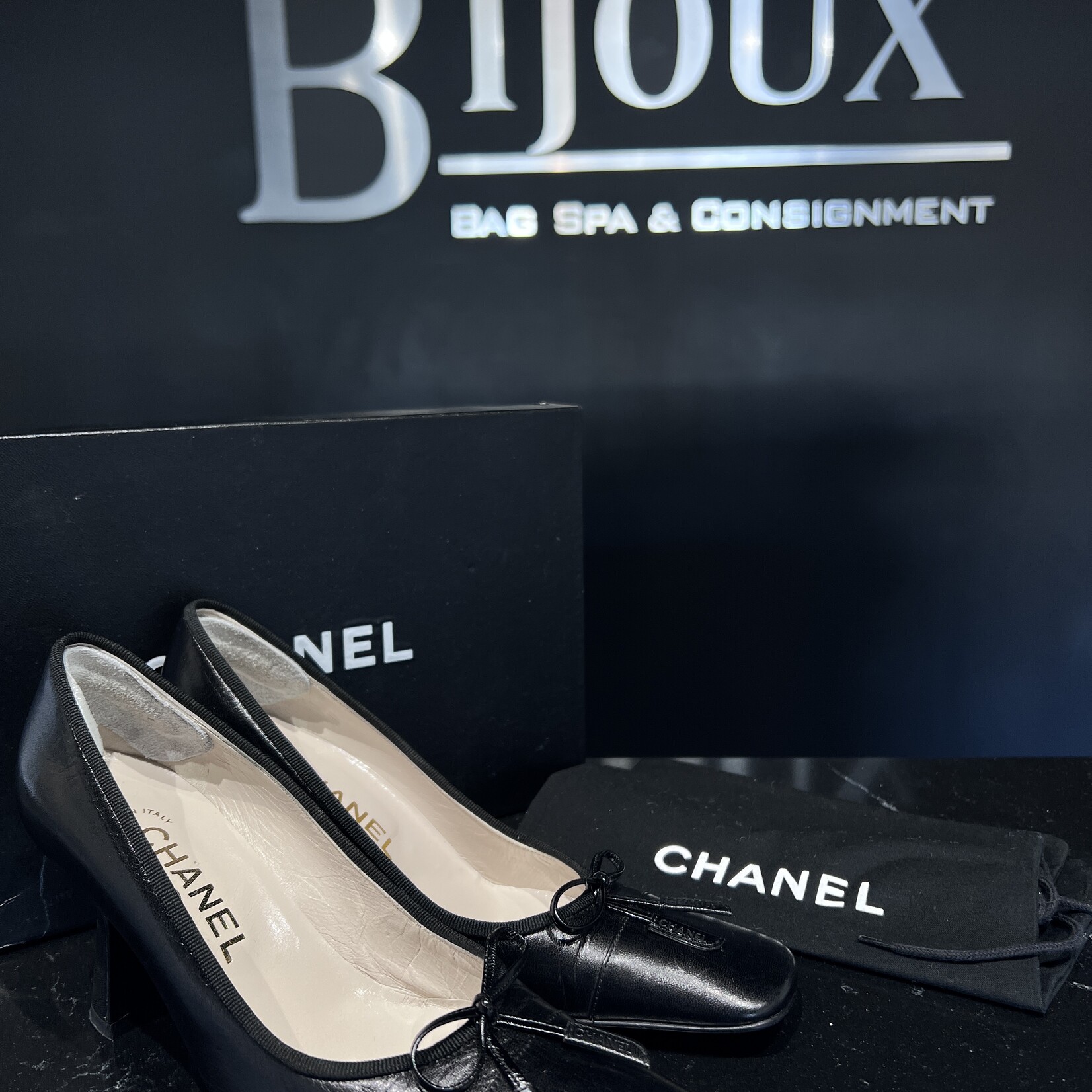 Chanel SOLD - Chanel Black Bow Pumps 35.5