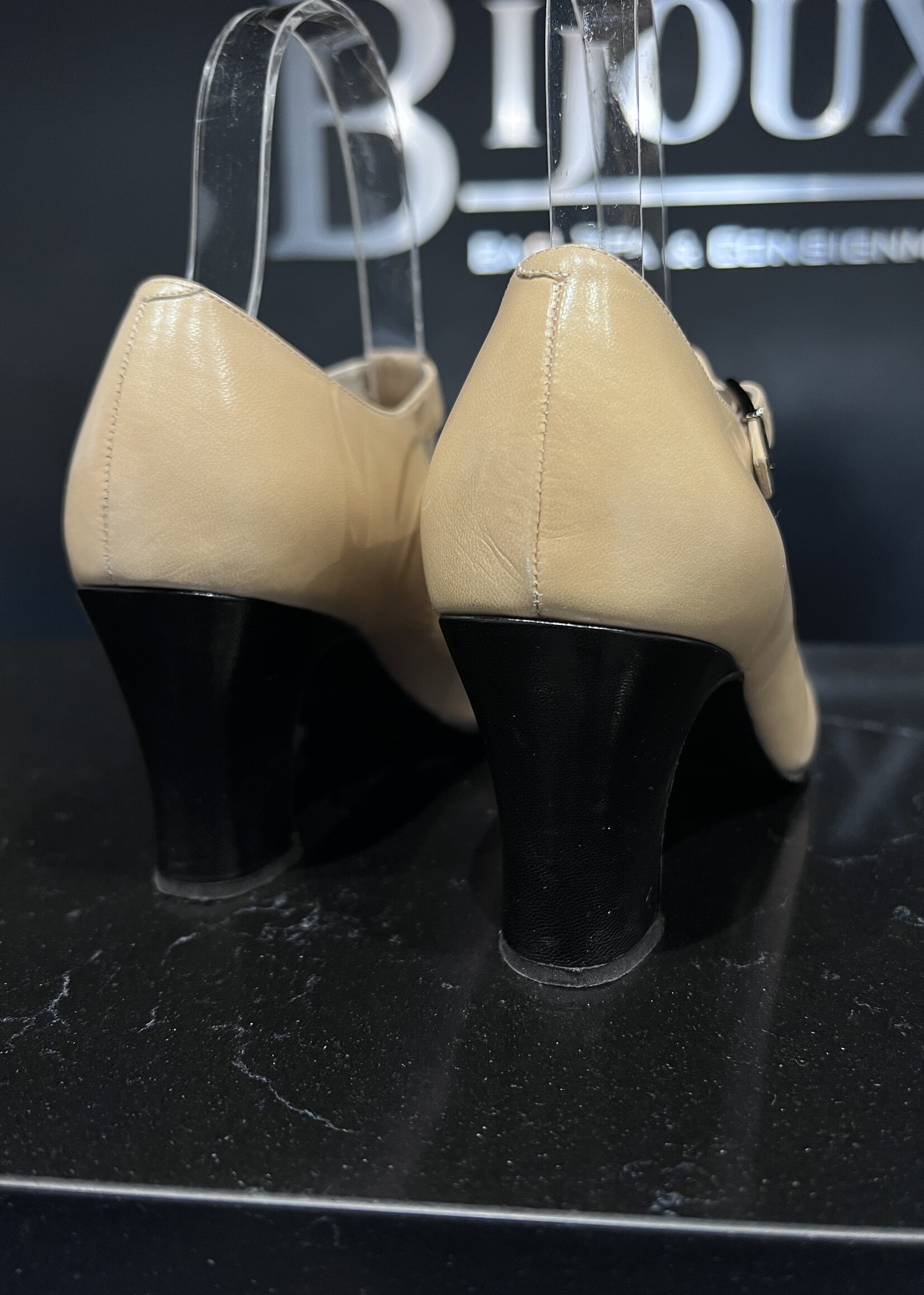 Chanel Chanel Rounded T-Strap Pumps 35.5