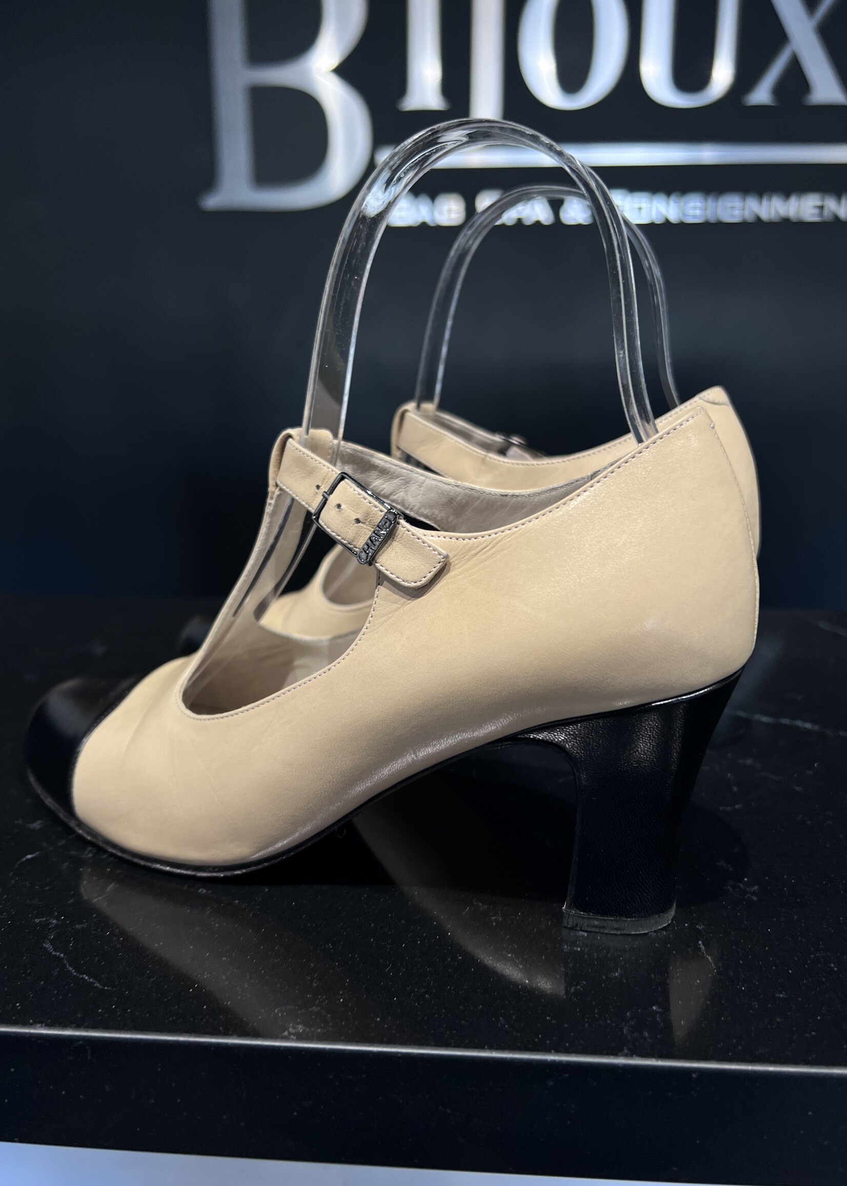 Chanel Chanel Rounded T-Strap Pumps 35.5