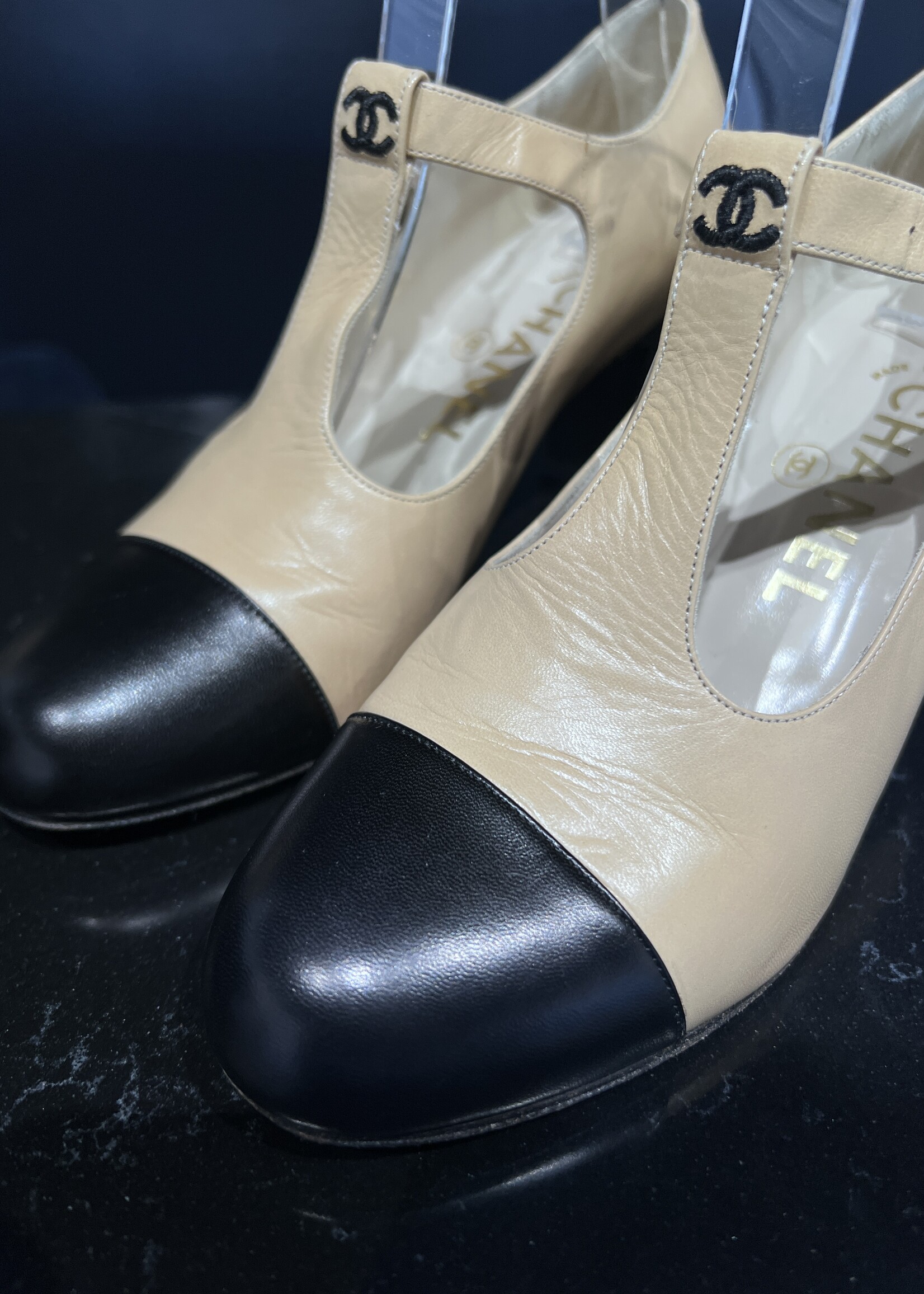 Chanel Chanel Rounded T-Strap Pumps 35.5