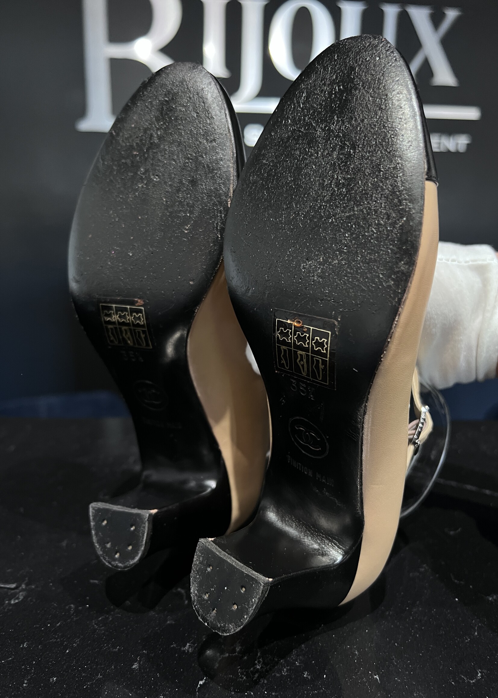 Chanel Chanel Rounded T-Strap Pumps 35.5