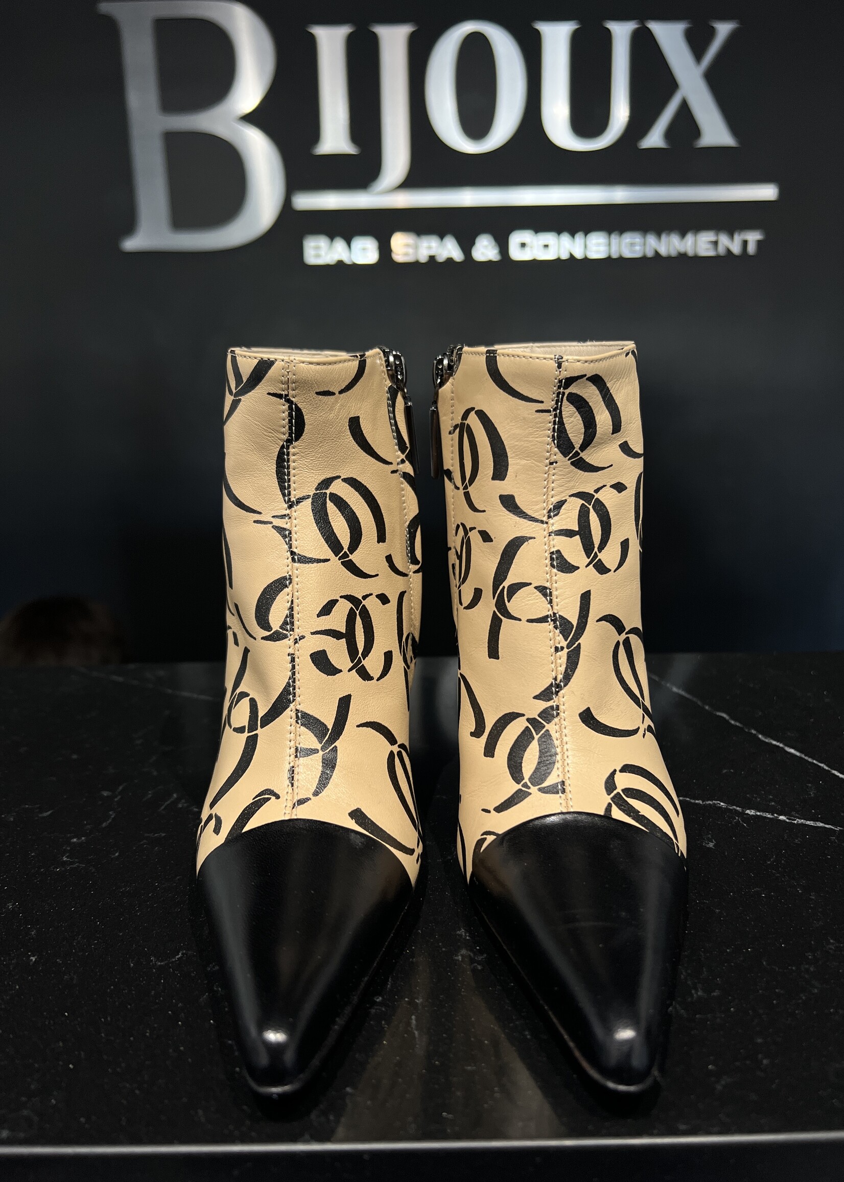 Chanel SOLD - Chanel CC Vintage Boots 35.5