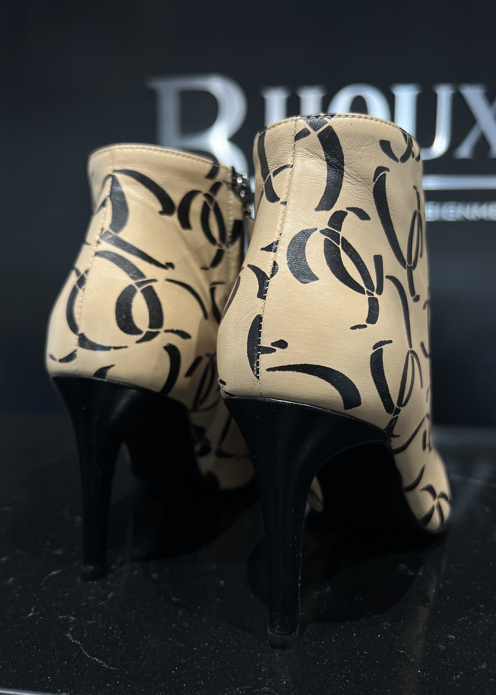 Chanel SOLD - Chanel CC Vintage Boots 35.5