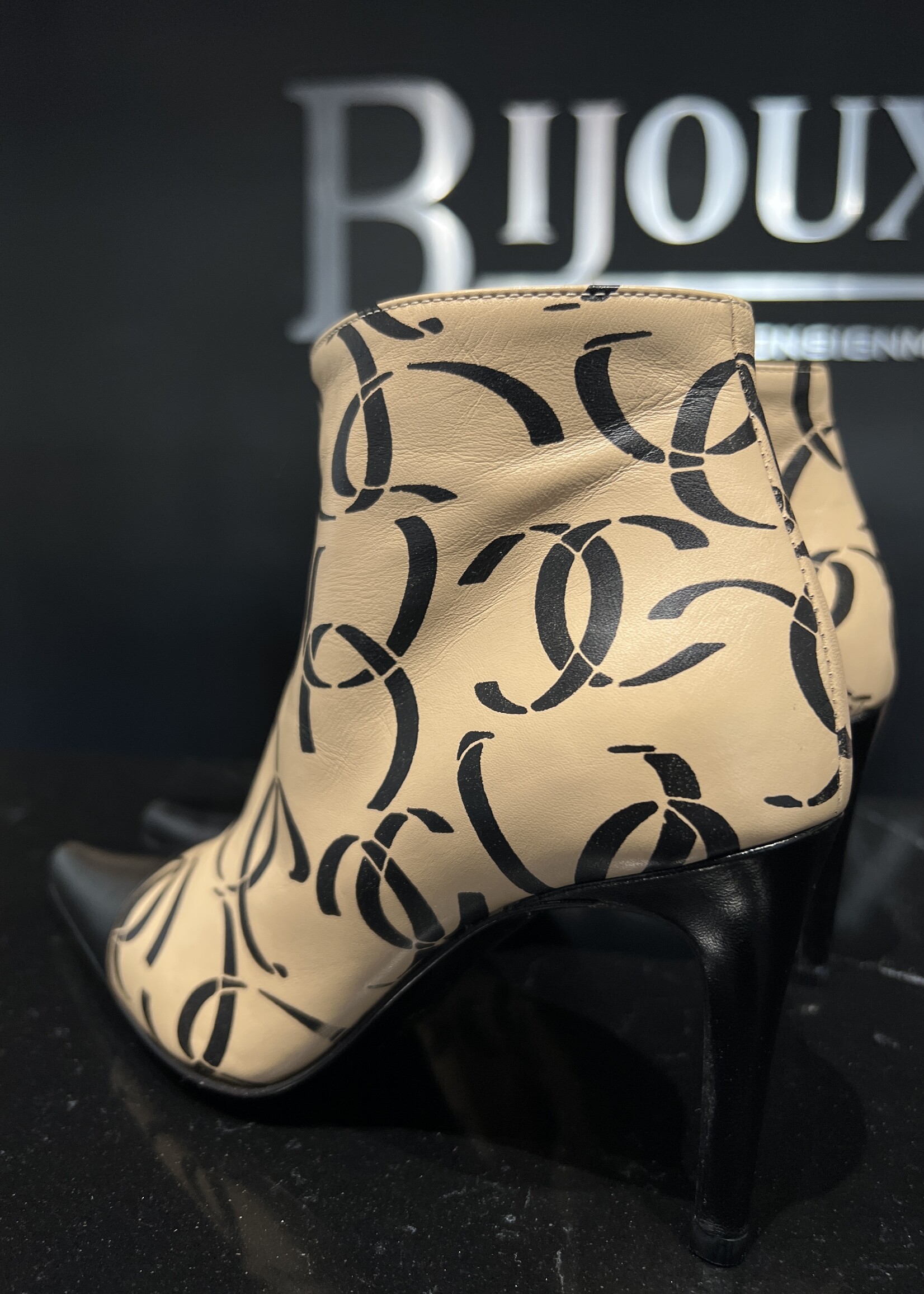 Chanel SOLD - Chanel CC Vintage Boots 35.5