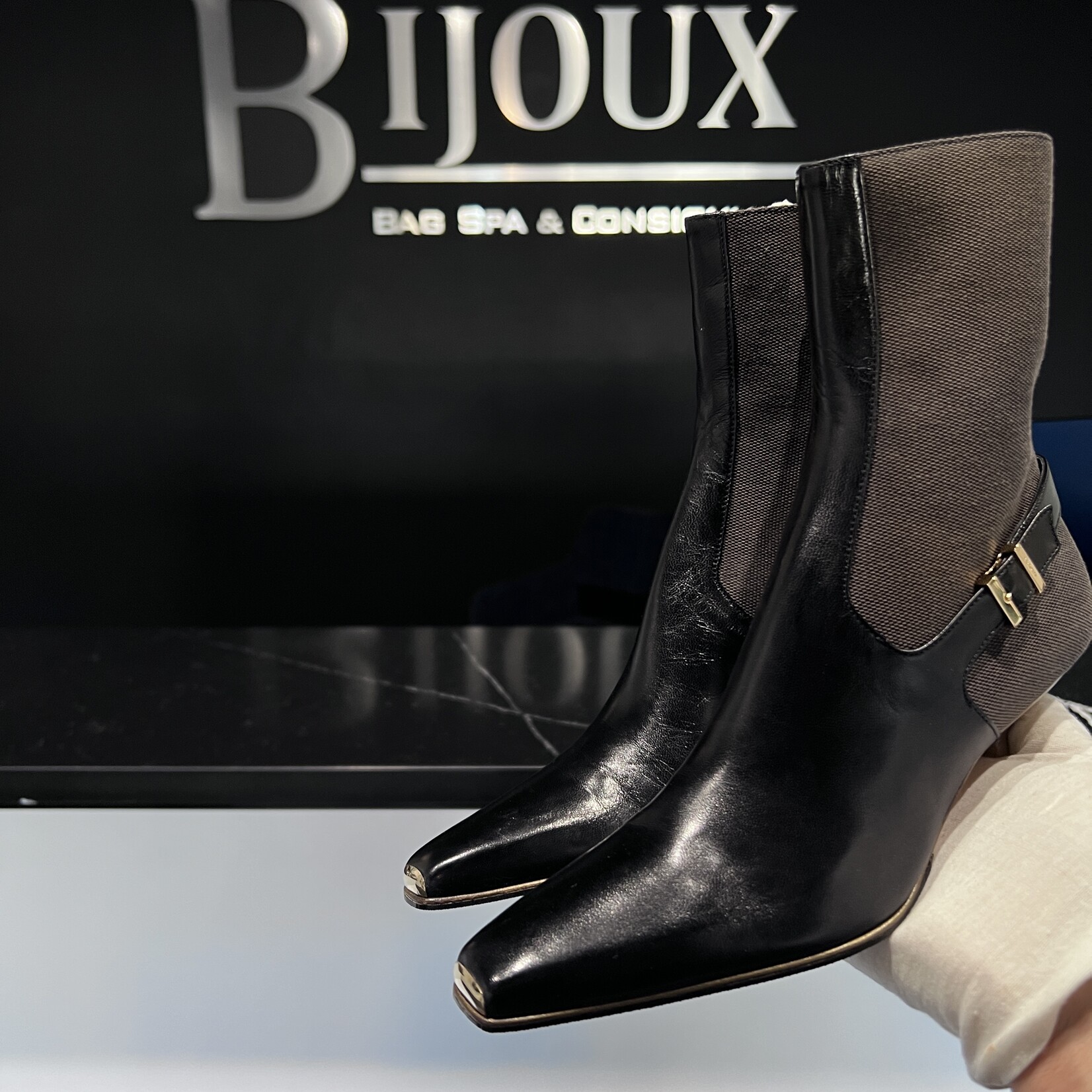 Gucci Gucci Leather Toe Boots 35.5