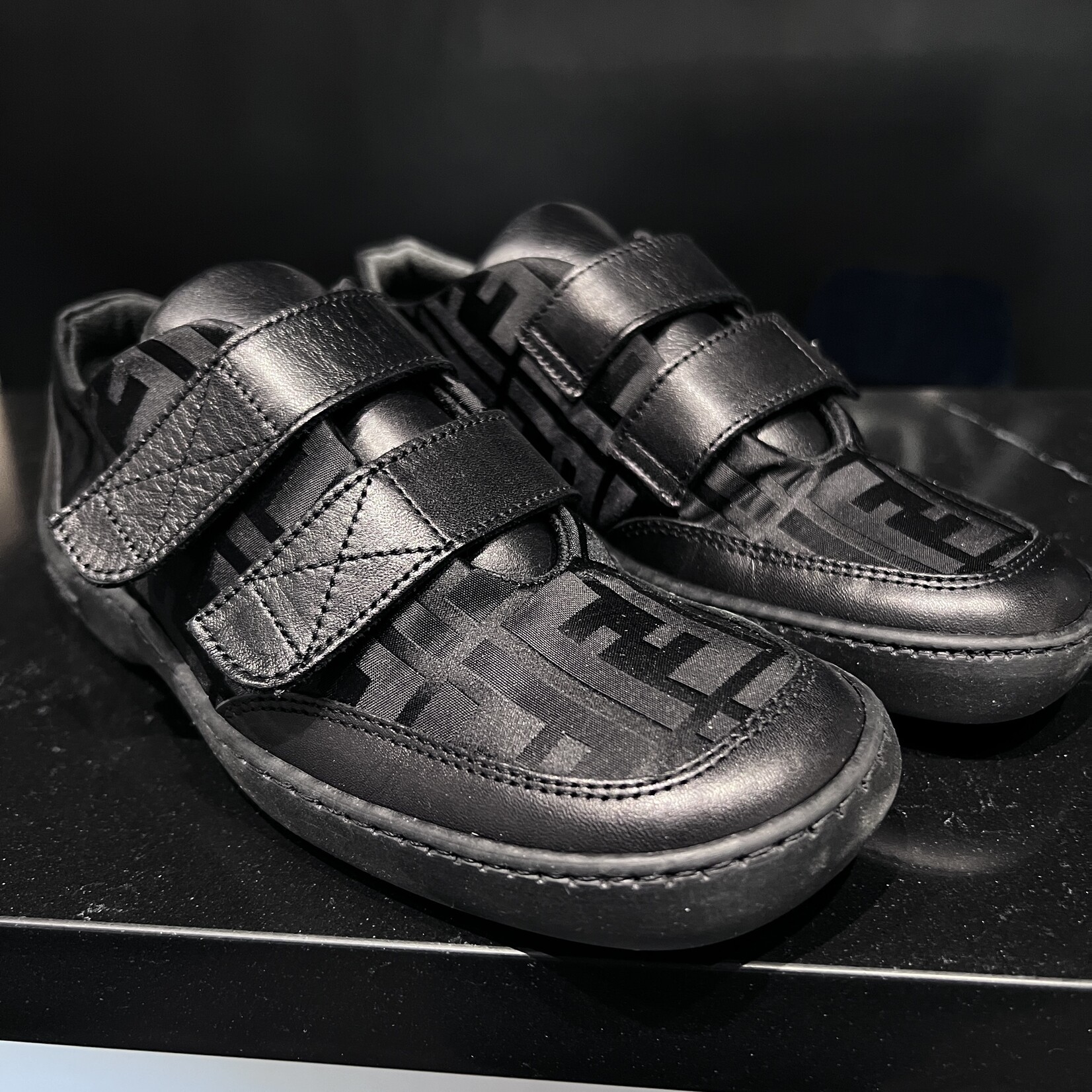 Fendi Fendi Canvas Sneaker 35.5