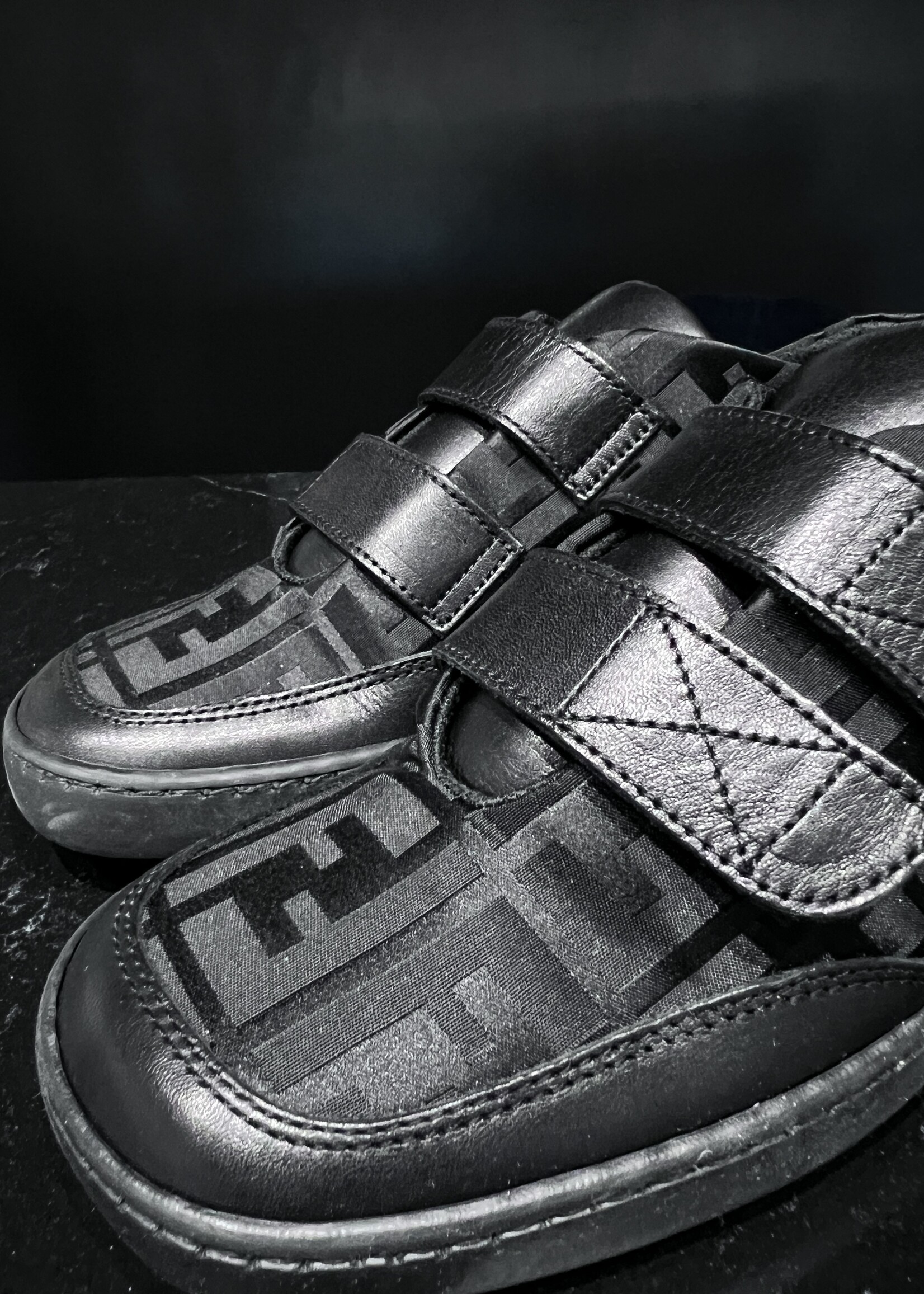 Fendi Fendi Canvas Sneaker 35.5