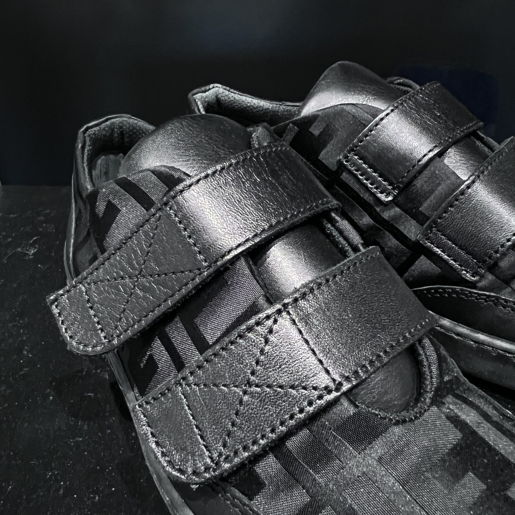 Fendi Fendi Canvas Sneaker 35.5