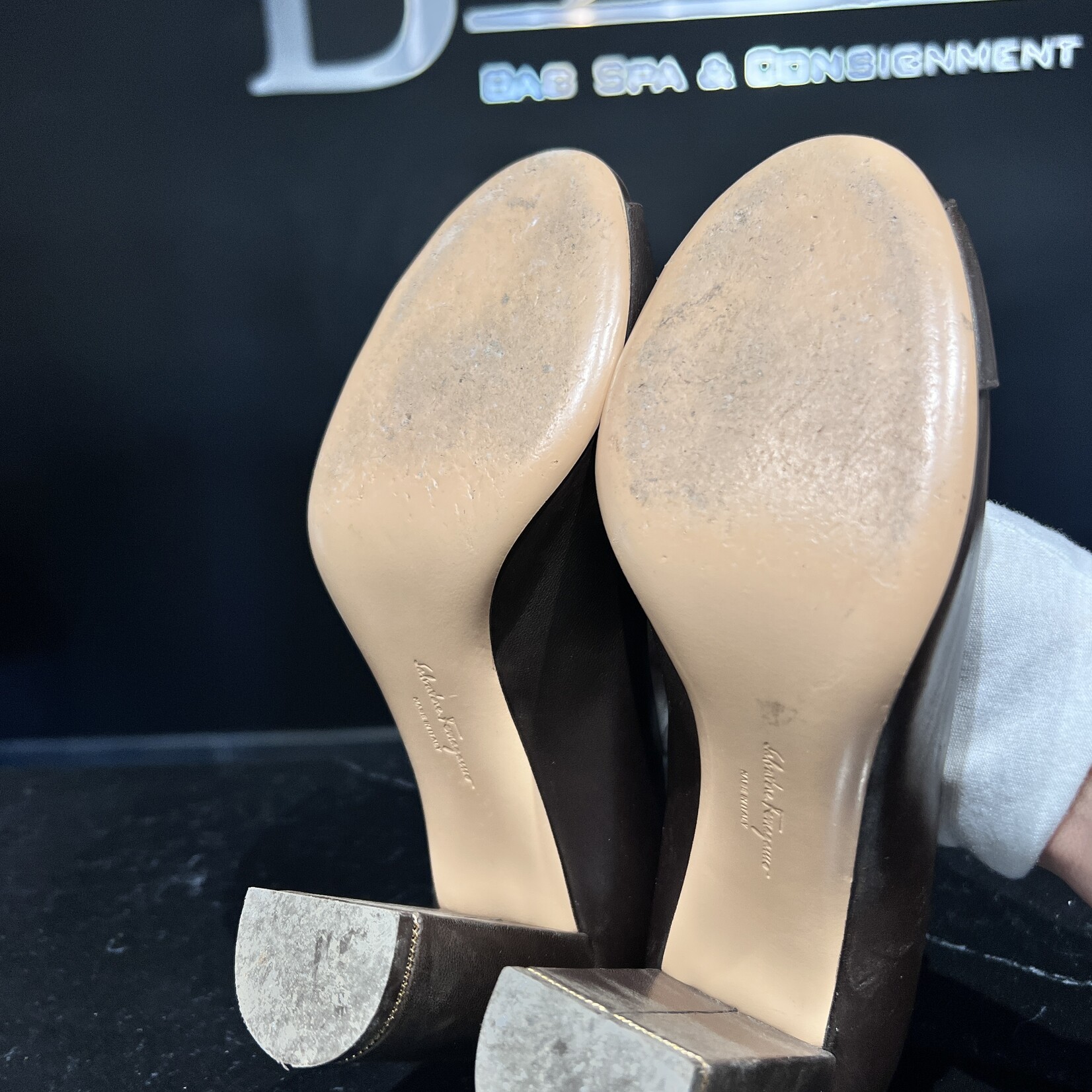 Salvatore Ferragamo Salvatore Ferragamo Pumps 36