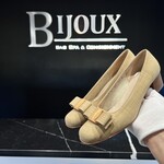 Salvatore Ferragamo Ferragamo Creme Plaid Heeled Loafers