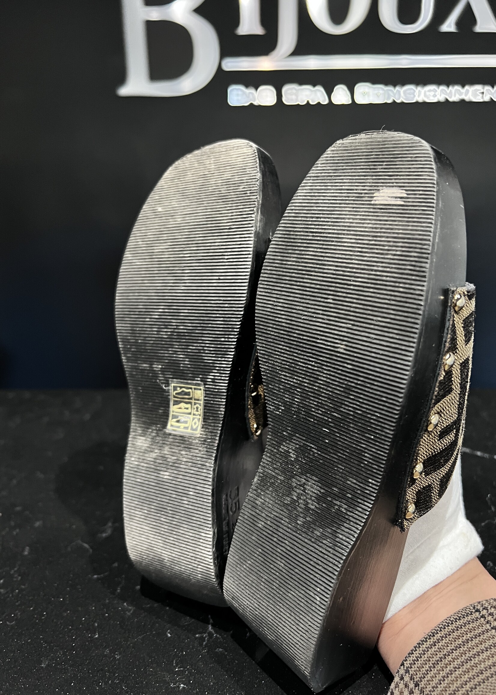 Fendi Fendi Monogram Heeled Slides