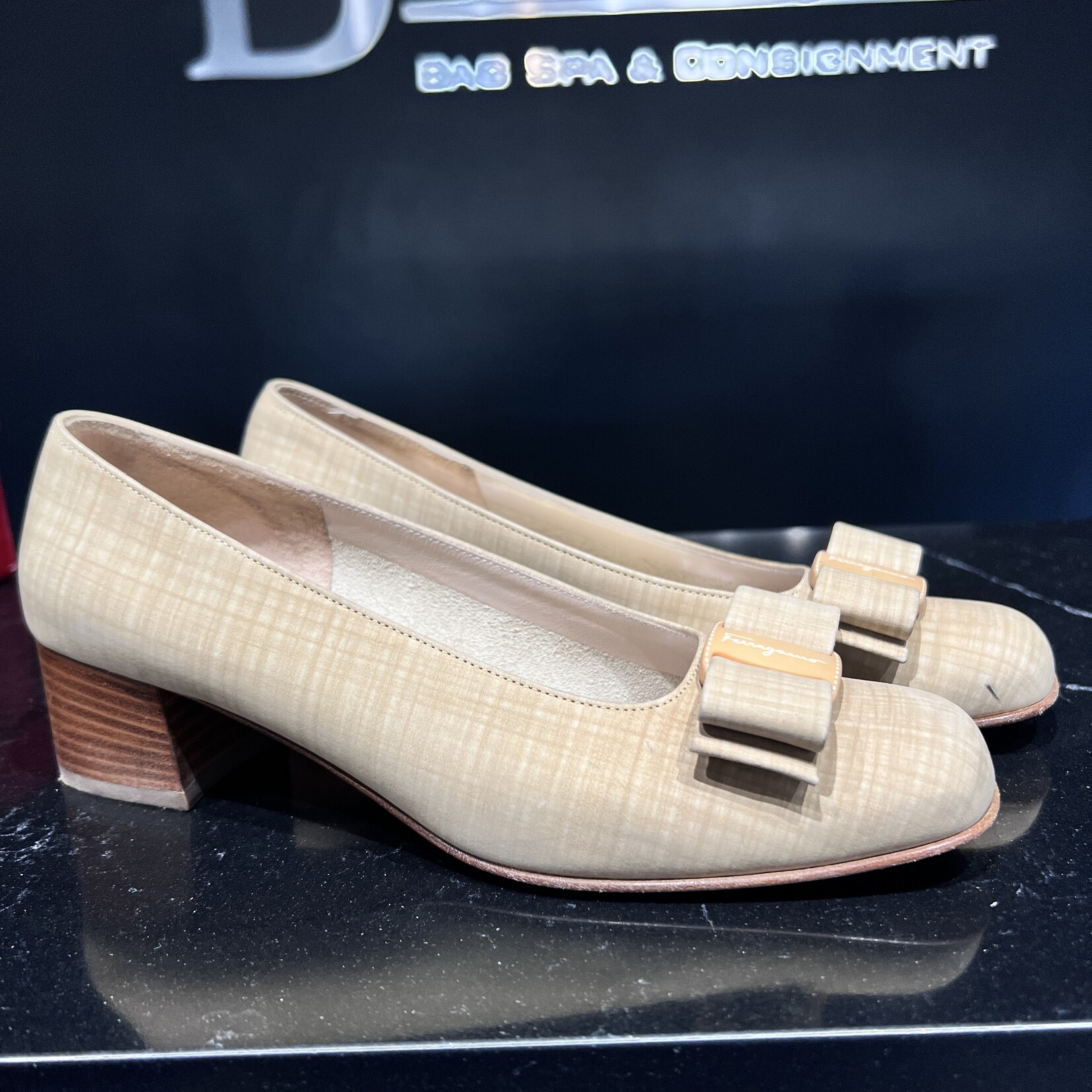 Salvatore Ferragamo Ferragamo Creme Plaid Heeled Loafers