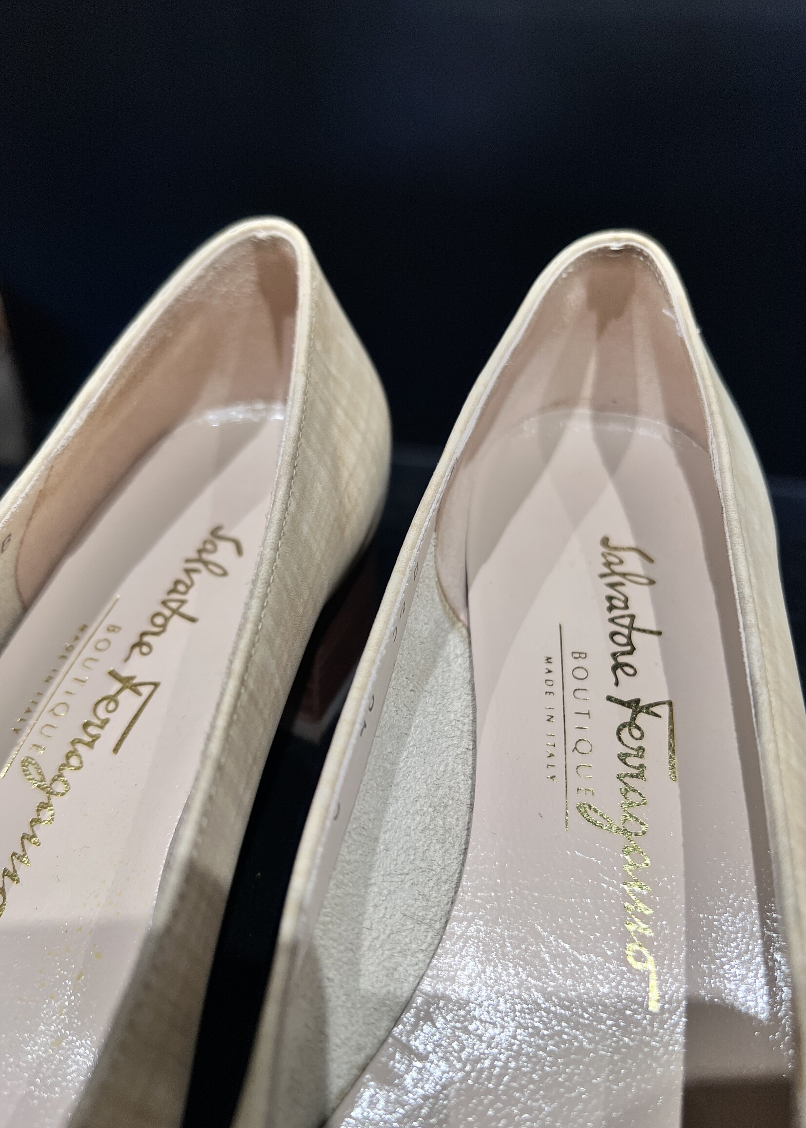 Salvatore Ferragamo Ferragamo Creme Plaid Heeled Loafers