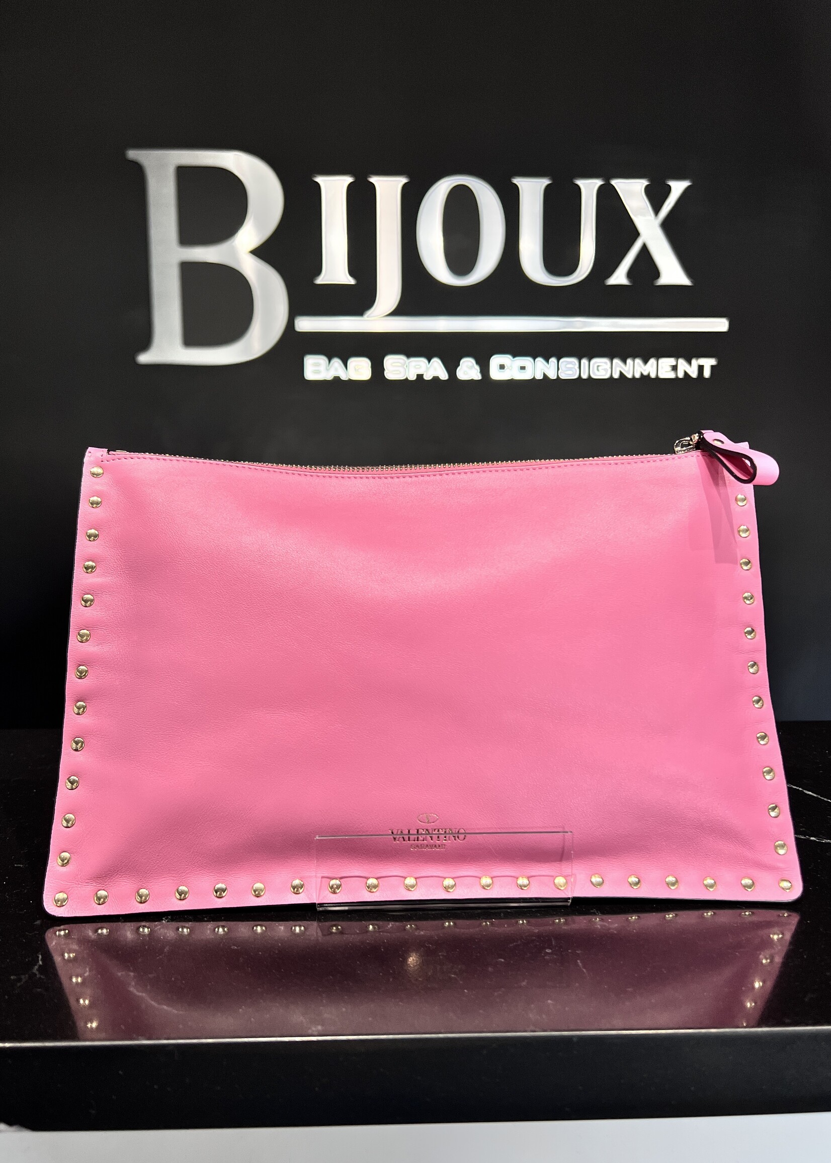 Valentino Valentino Rockstud Clutch