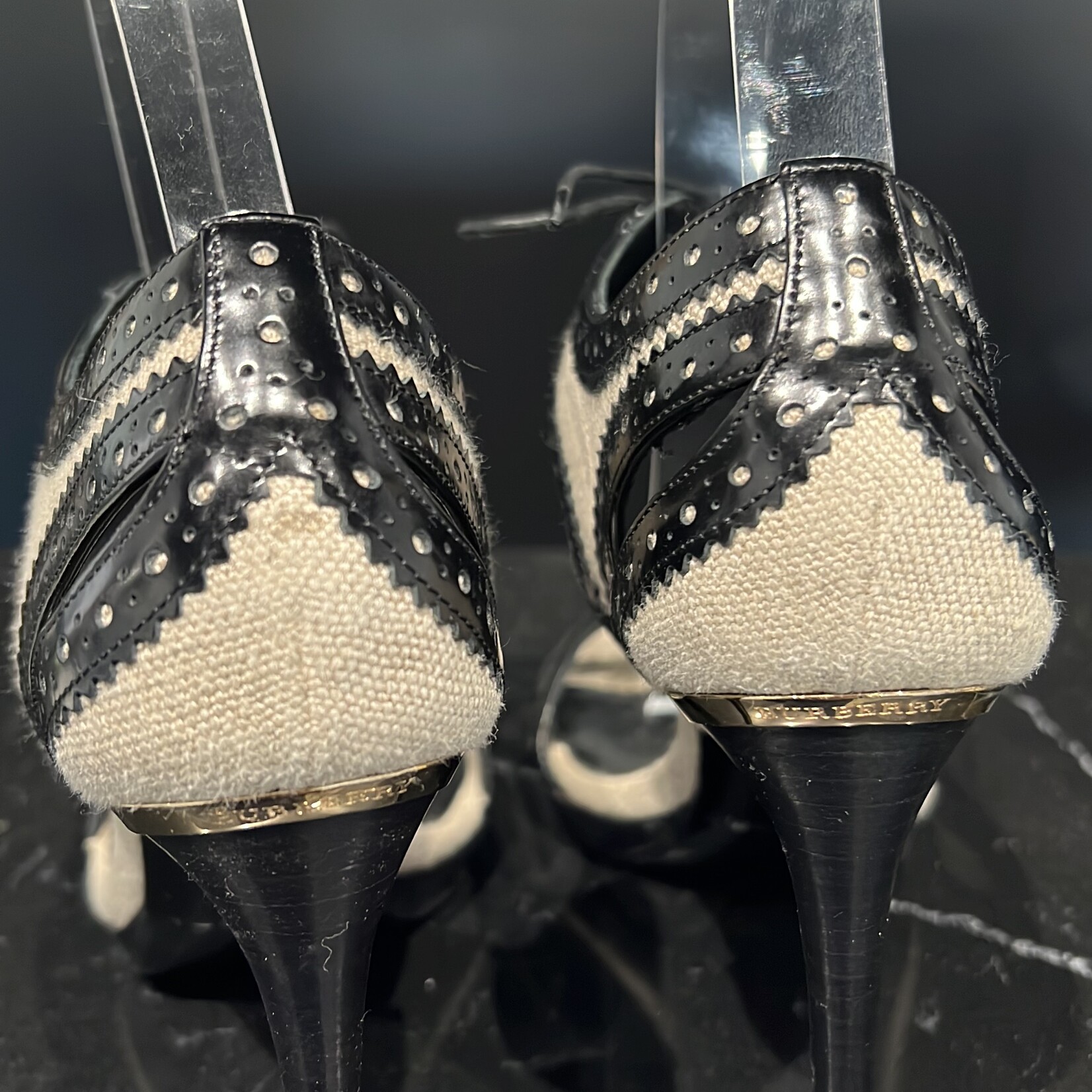 Burberry Burberry Heeled Sandal 36