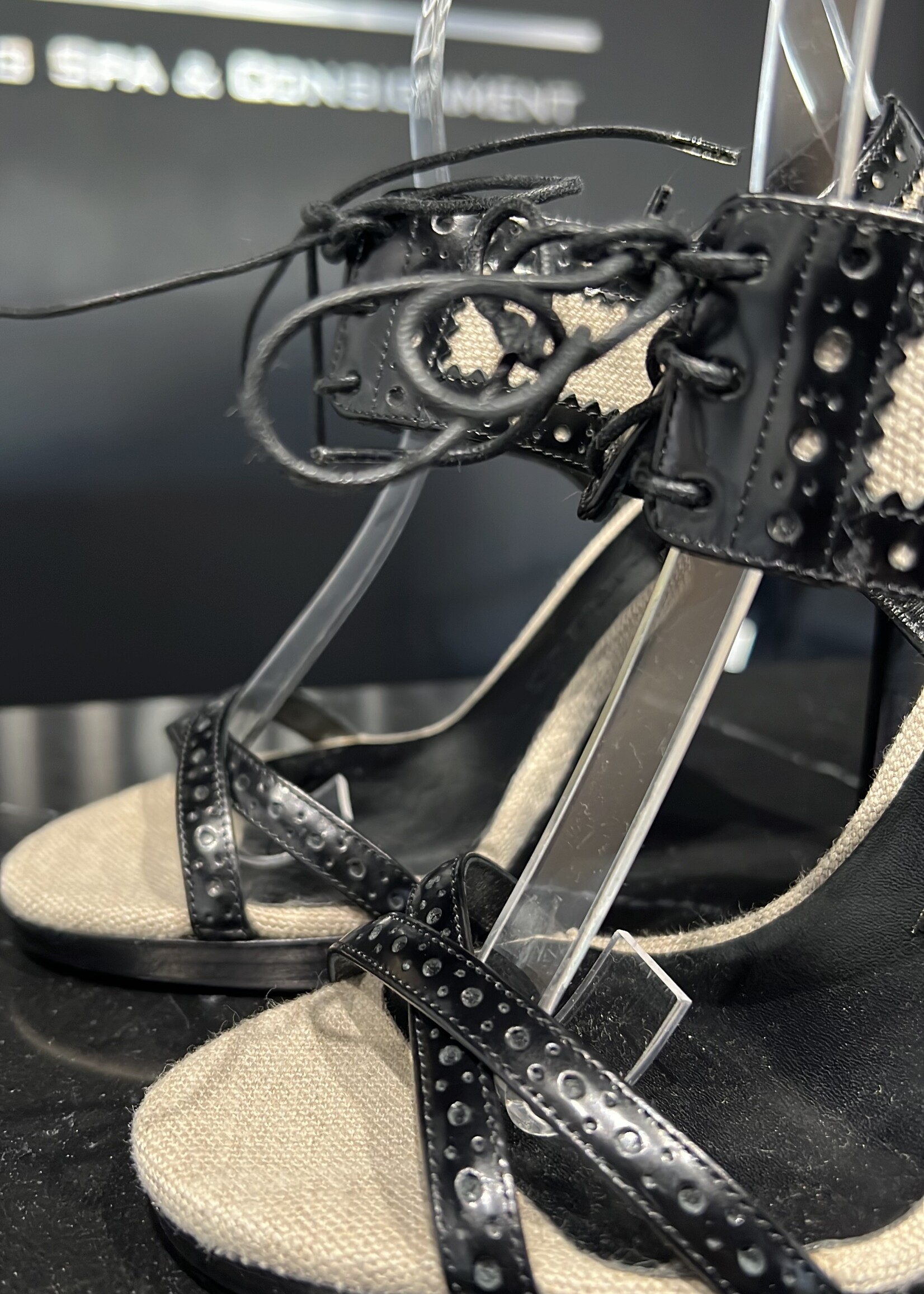 Burberry Burberry Heeled Sandal 36