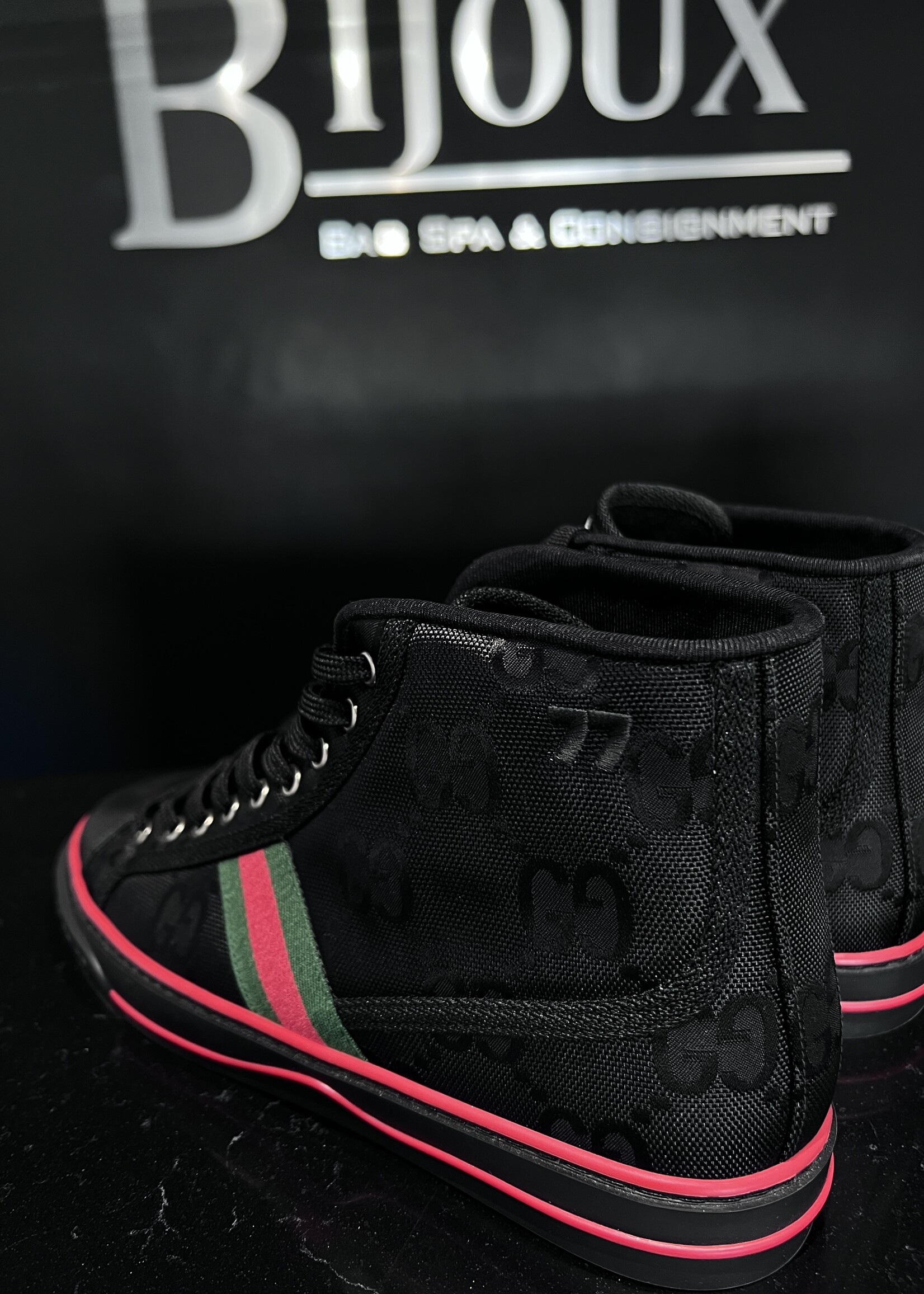Gucci SOLD - Gucci Sneakers Hightops