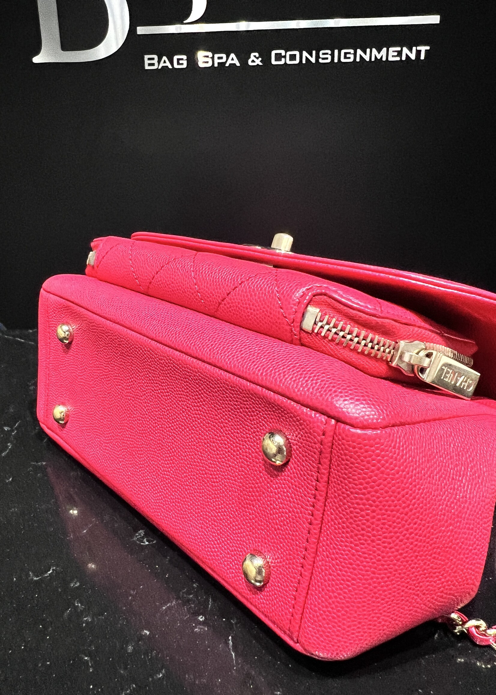 Chanel SOLD - Chanel Business Affinity Red