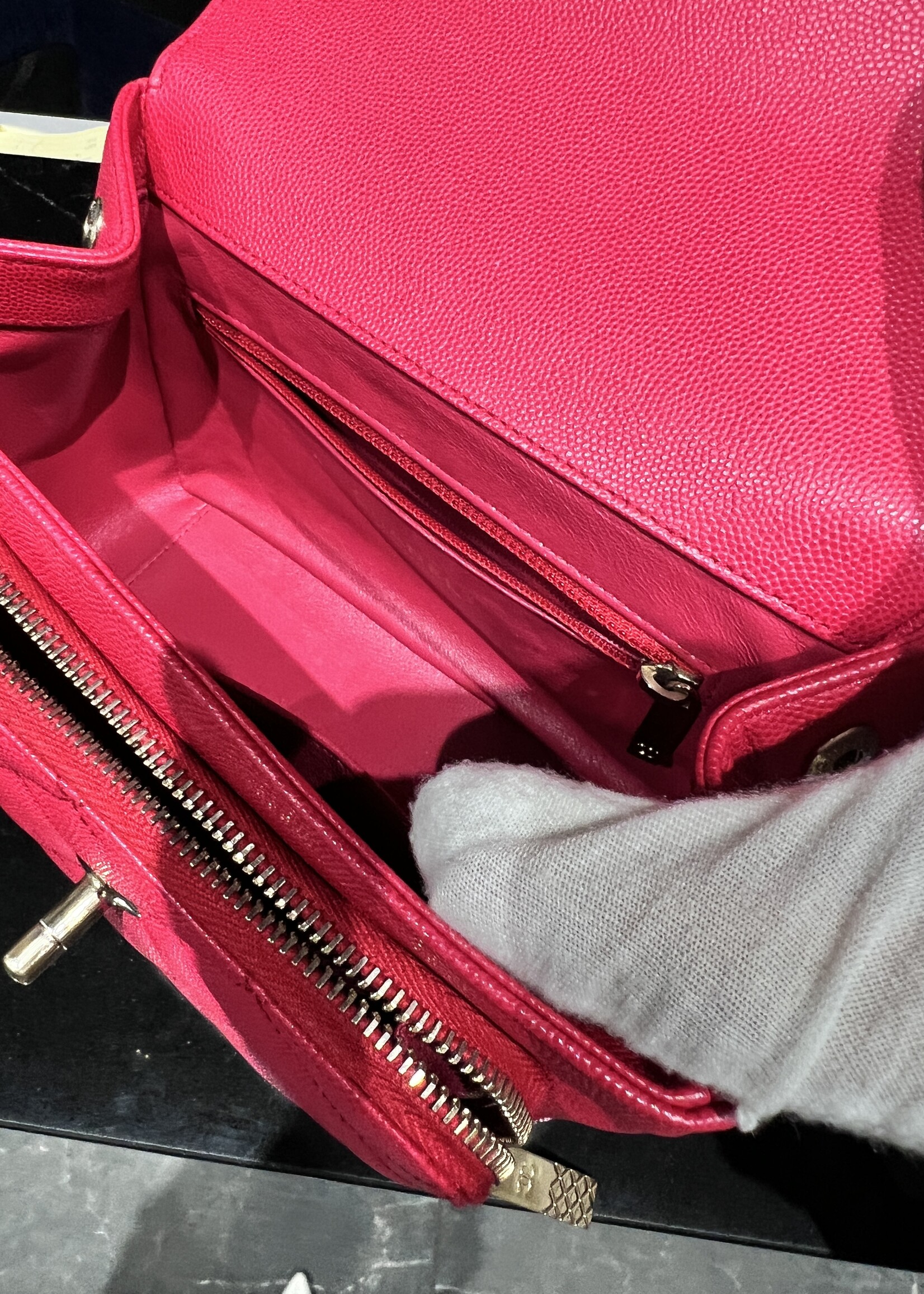 Chanel SOLD - Chanel Business Affinity Red