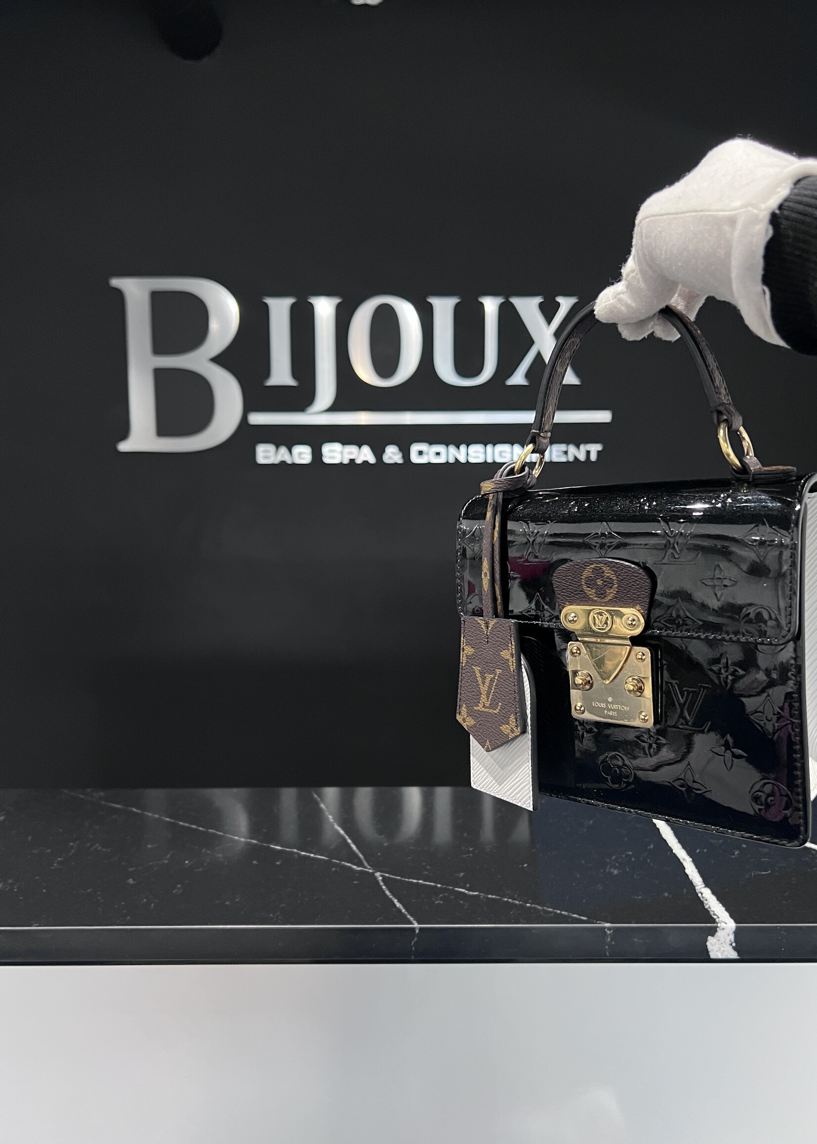 Louis Vuitton SOLD - Louis Vuitton Vernis Spring Street