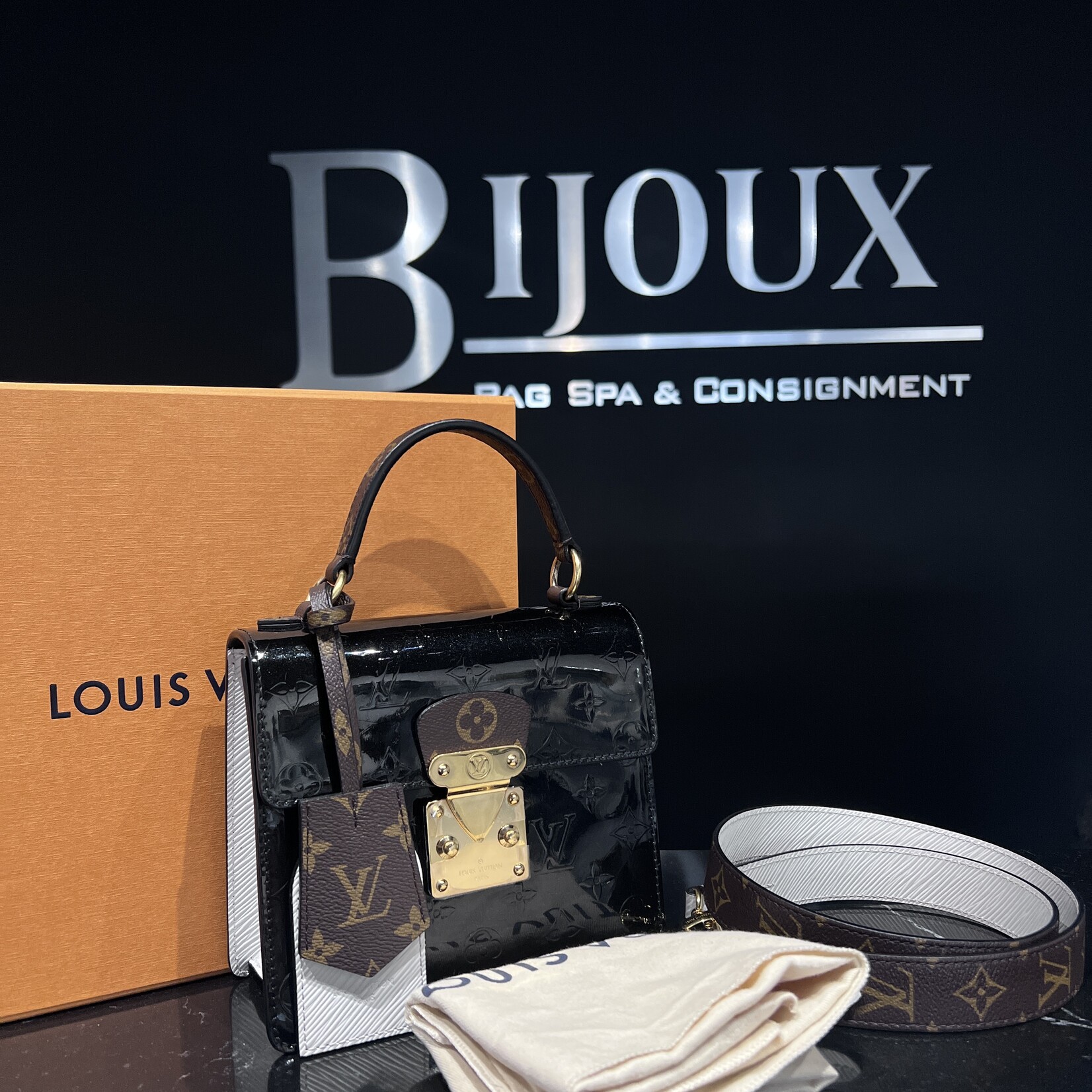Louis Vuitton SOLD - Louis Vuitton Vernis Spring Street