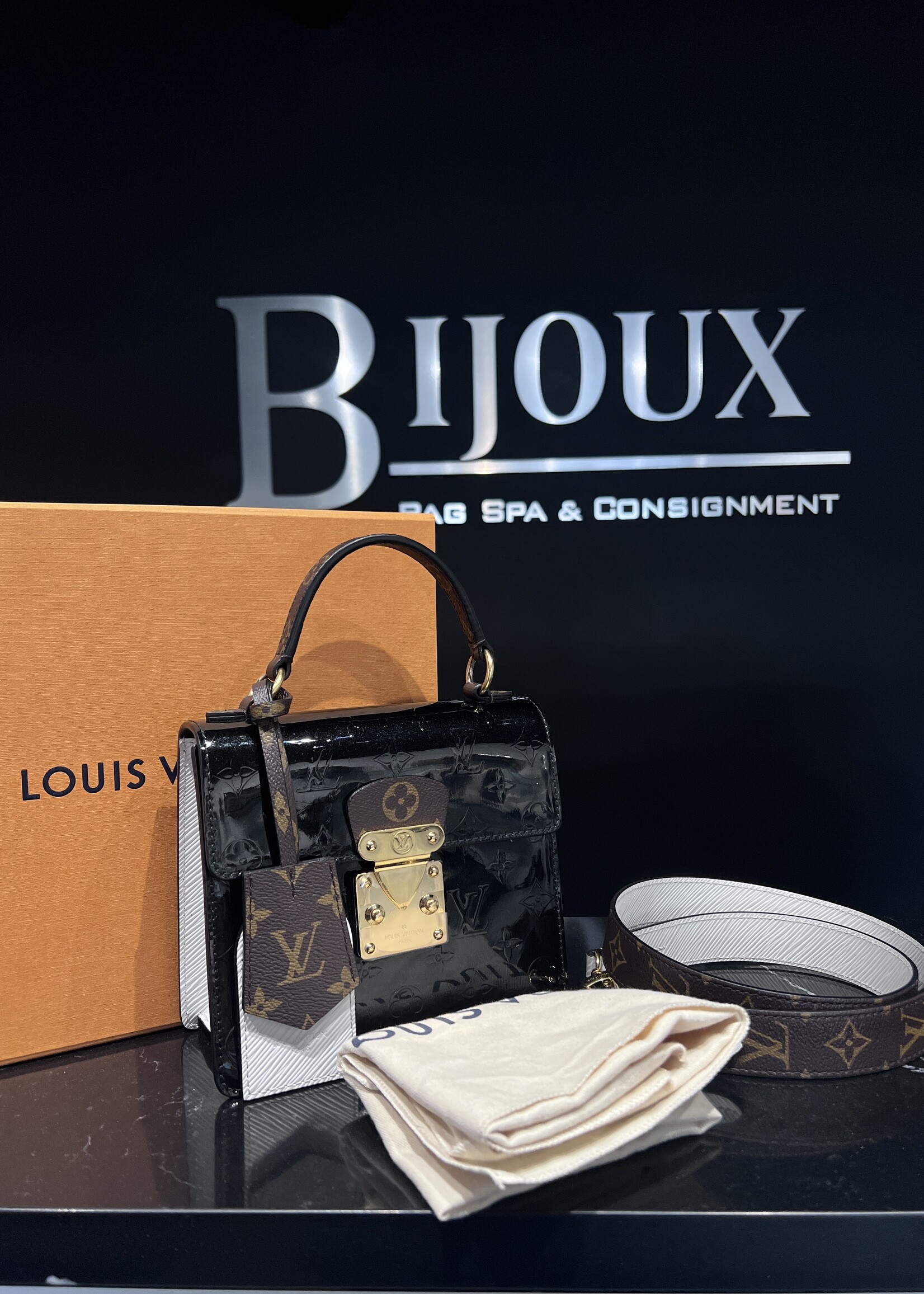 Louis Vuitton SOLD - Louis Vuitton Vernis Spring Street