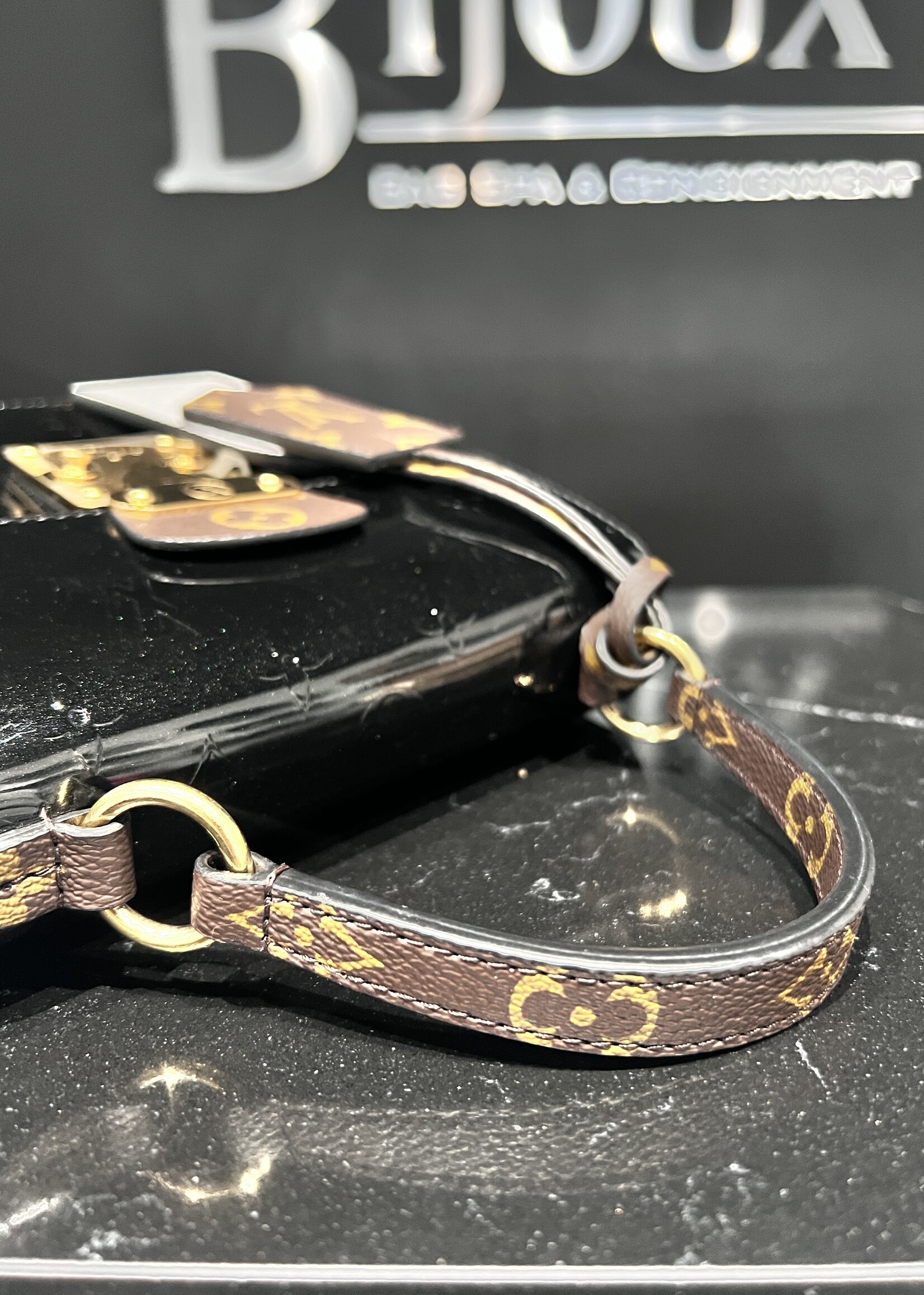 Louis Vuitton SOLD - Louis Vuitton Vernis Spring Street