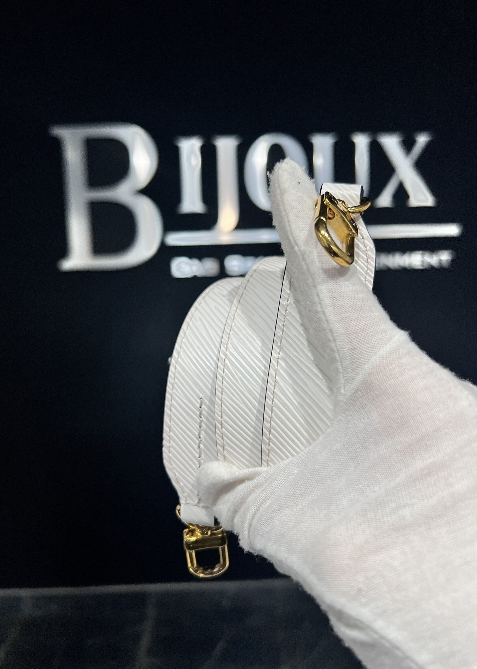 Louis Vuitton SOLD - Louis Vuitton Vernis Spring Street