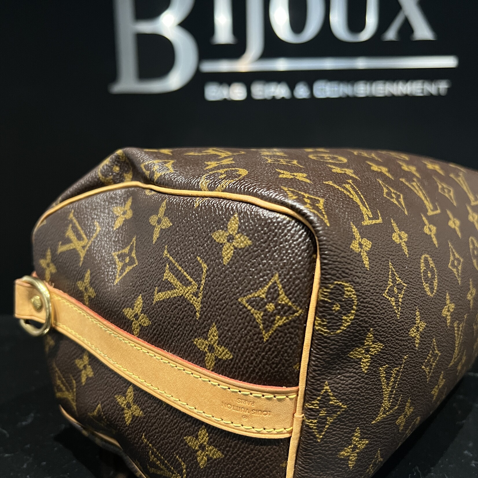 Louis Vuitton SOLD - Louis Vuitton Speedy 25 Bandouliere