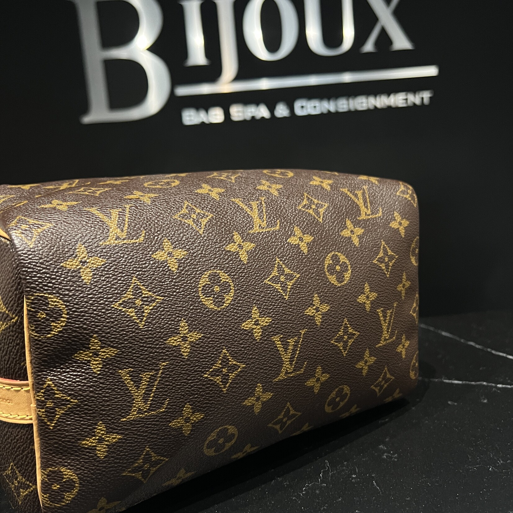 Louis Vuitton SOLD - Louis Vuitton Speedy 25 Bandouliere