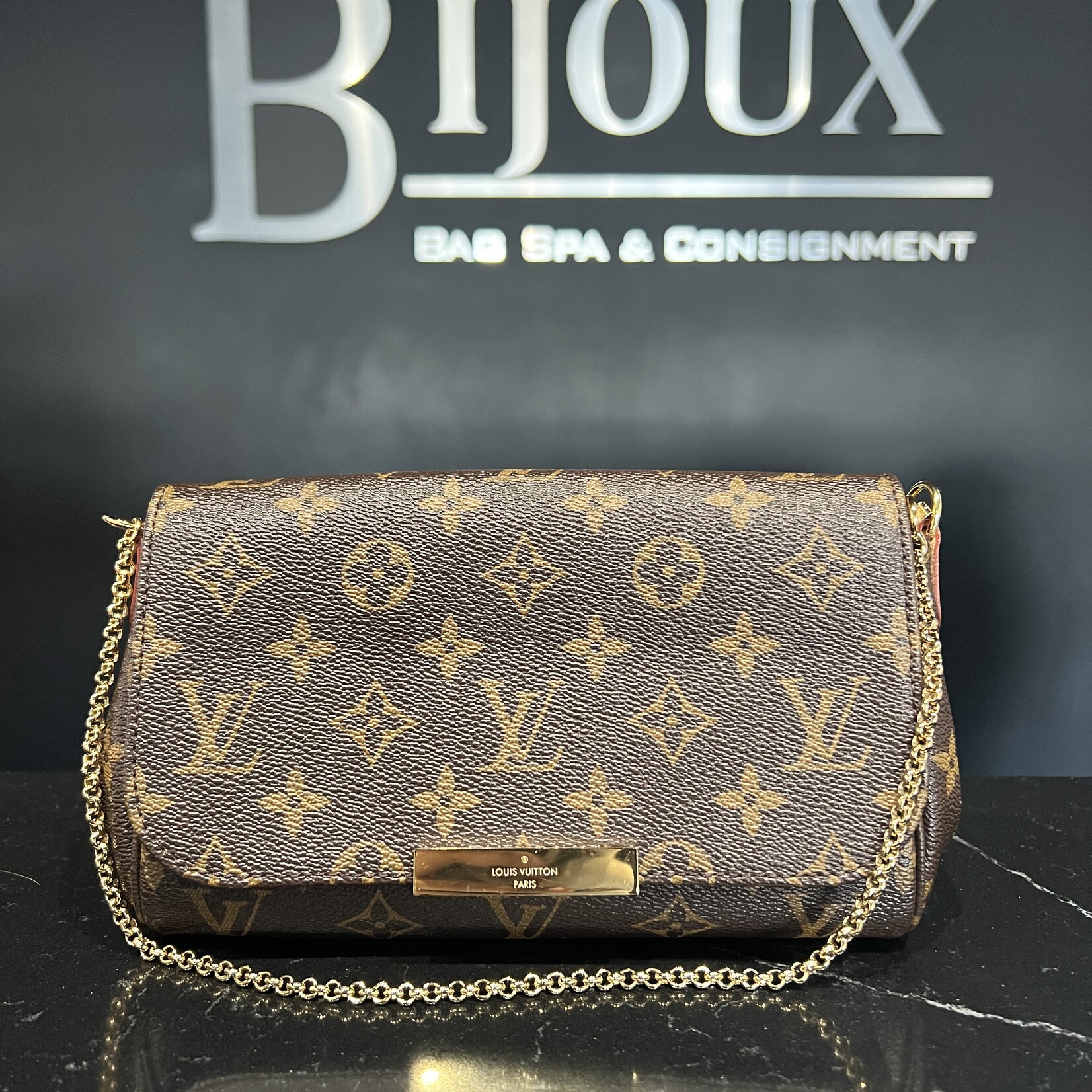Louis Vuitton SOLD - Louis Vuitton Favourite MM
