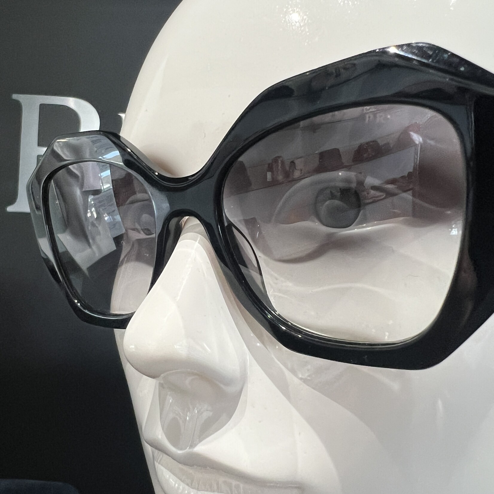 Prada Prada Sunglasses SPR16W-F