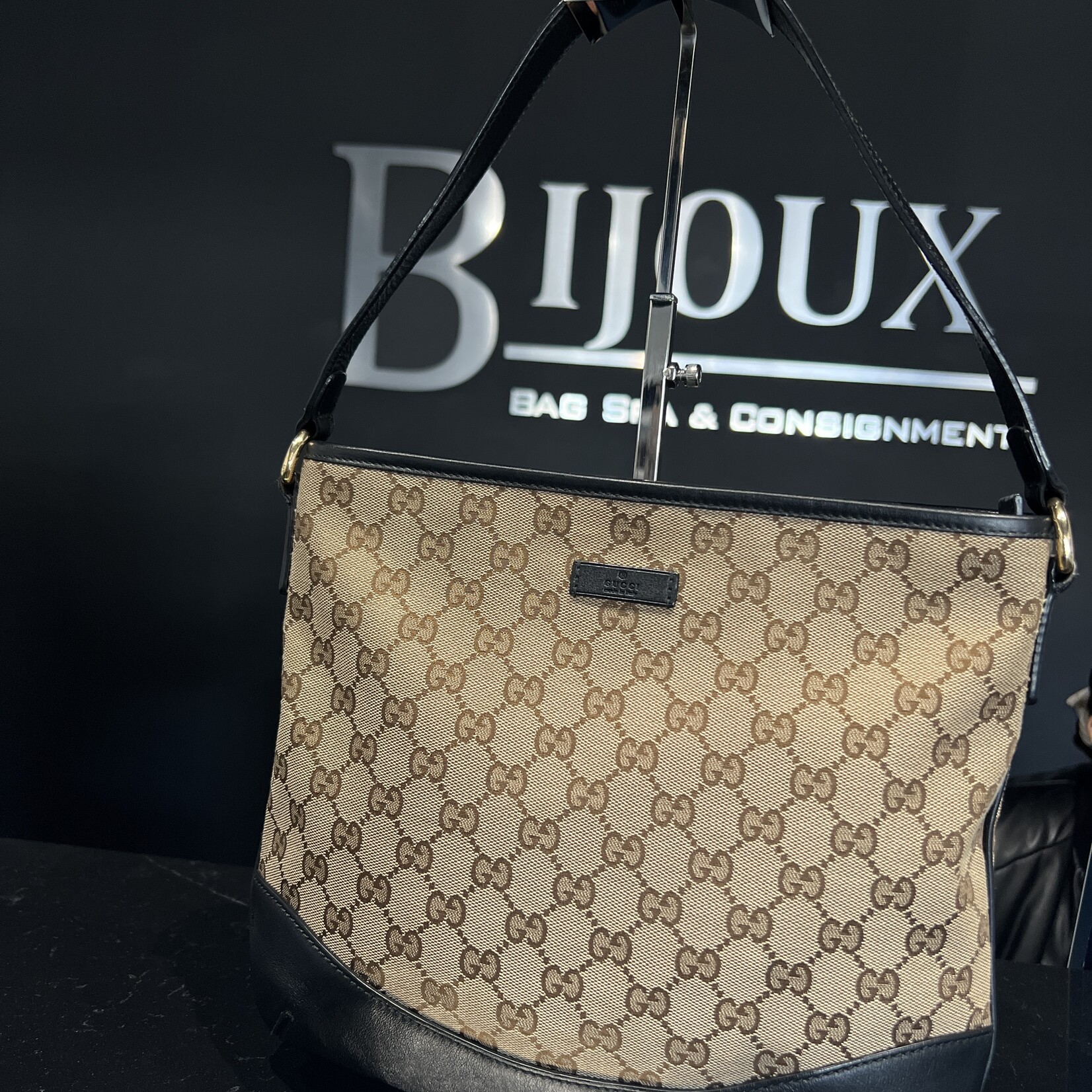 Gucci SOLD - Gucci Canvas shoulder Bag