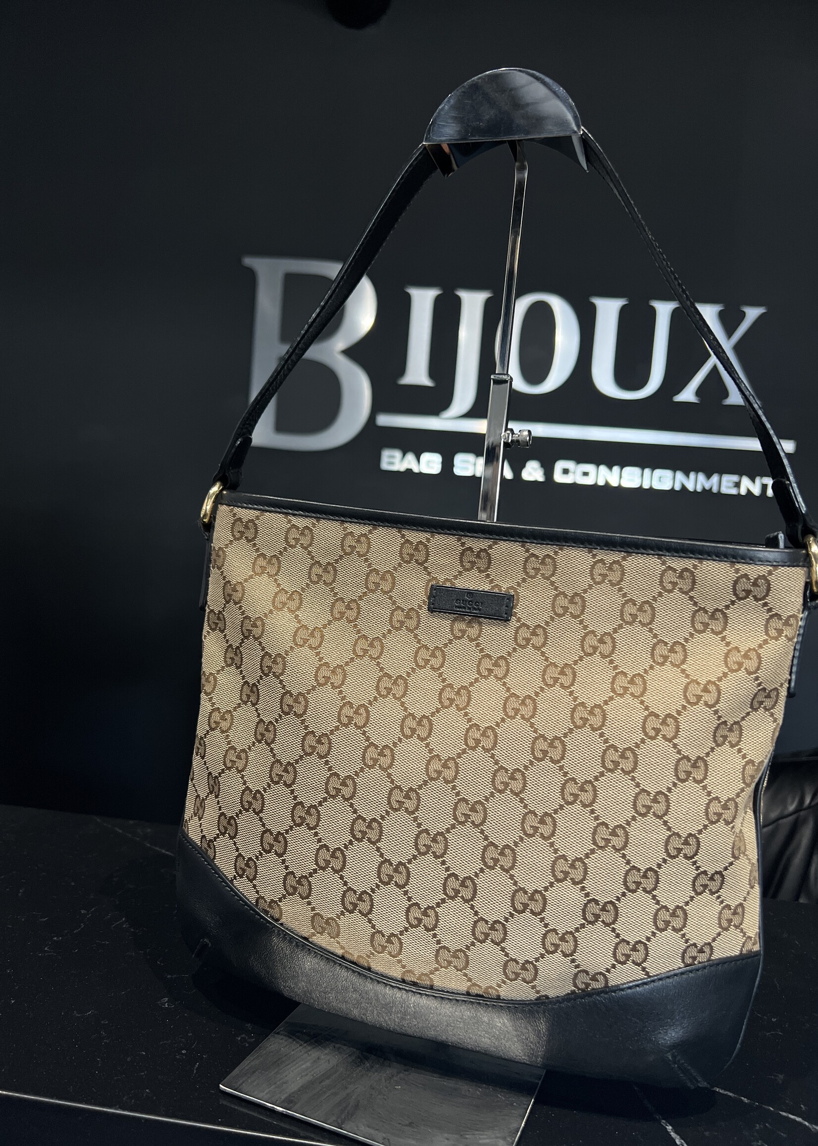 Gucci SOLD - Gucci Canvas shoulder Bag