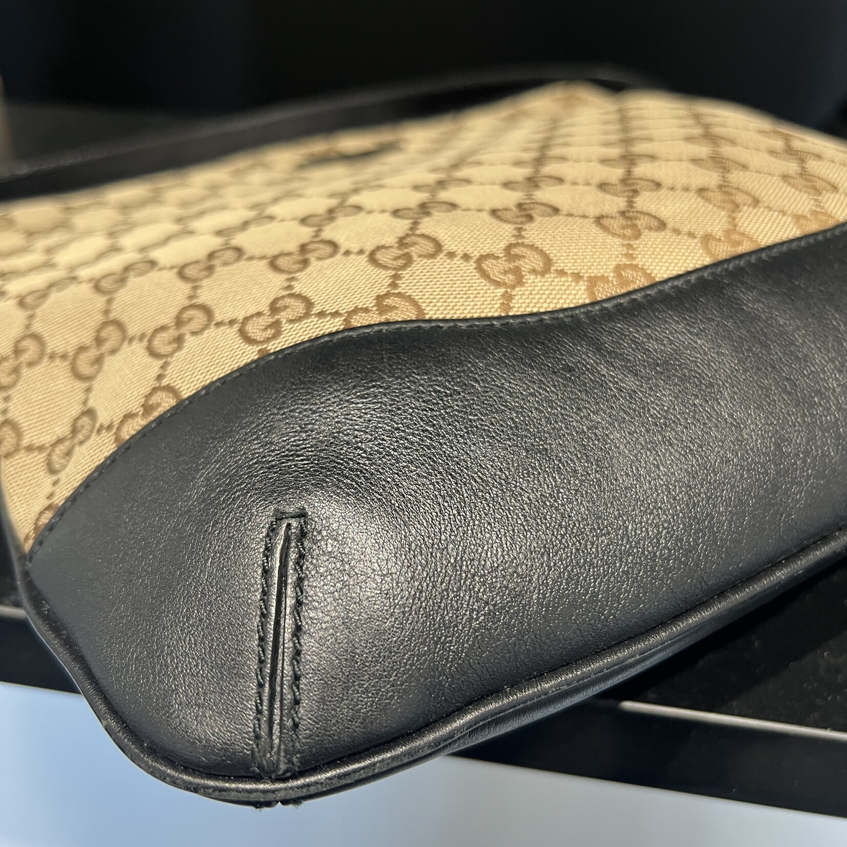 Gucci SOLD - Gucci Canvas shoulder Bag