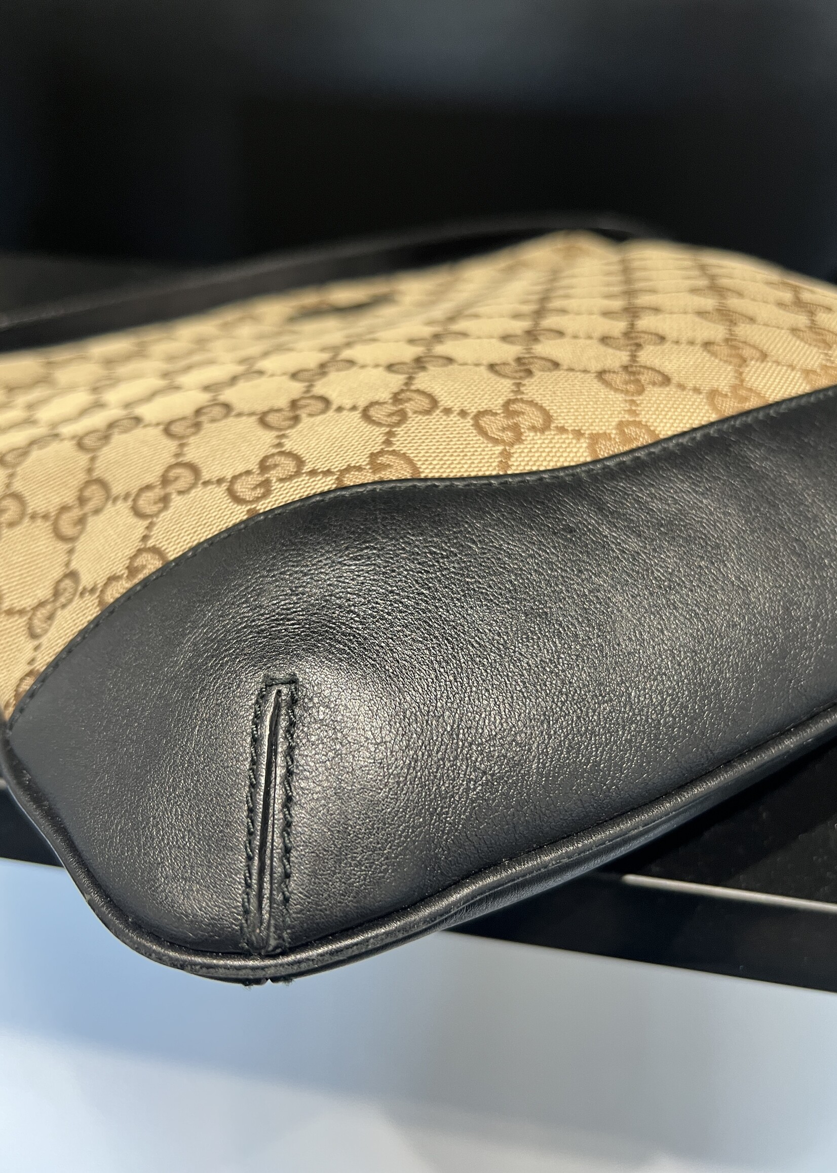 Gucci SOLD - Gucci Canvas shoulder Bag