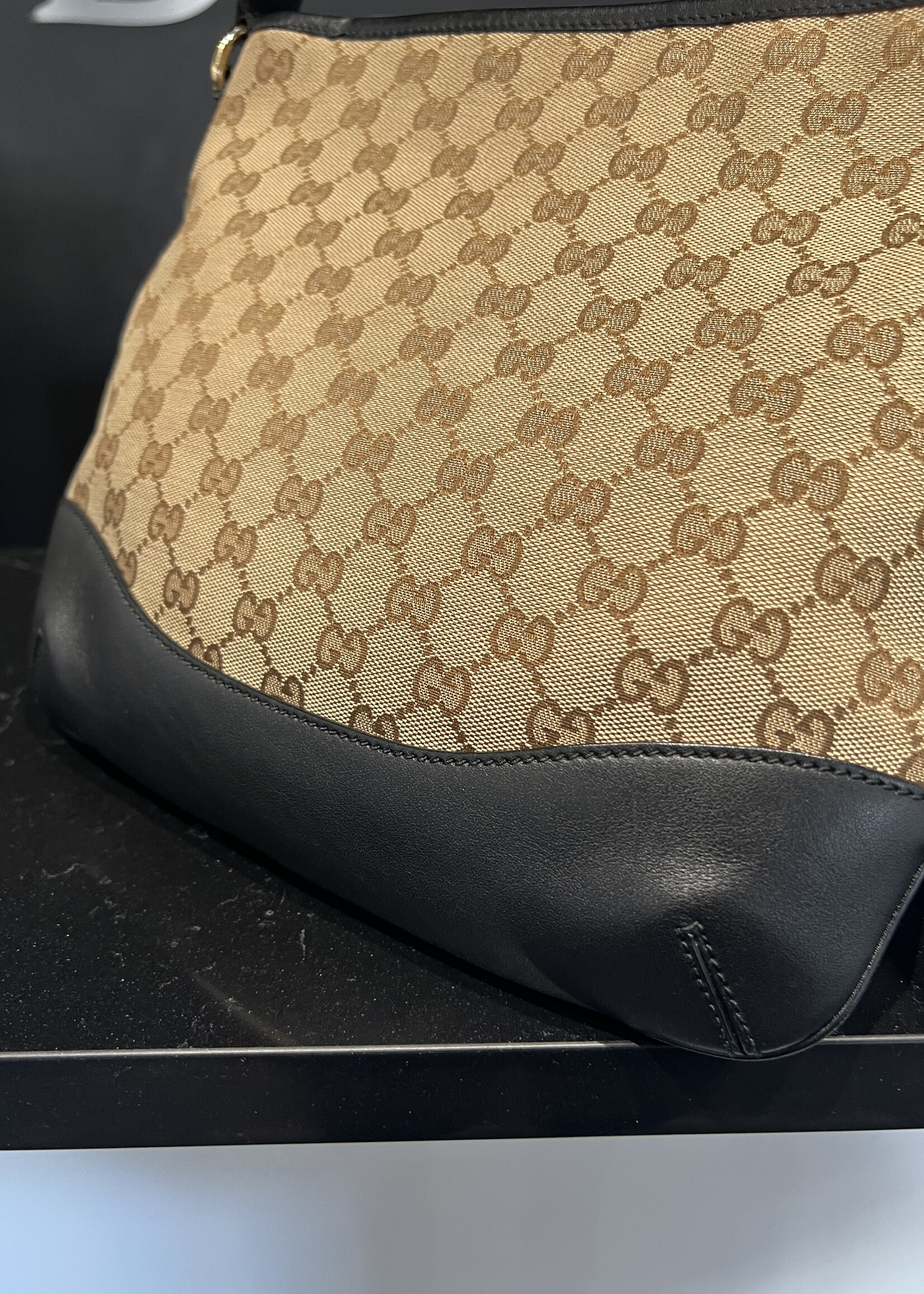 Gucci SOLD - Gucci Canvas shoulder Bag